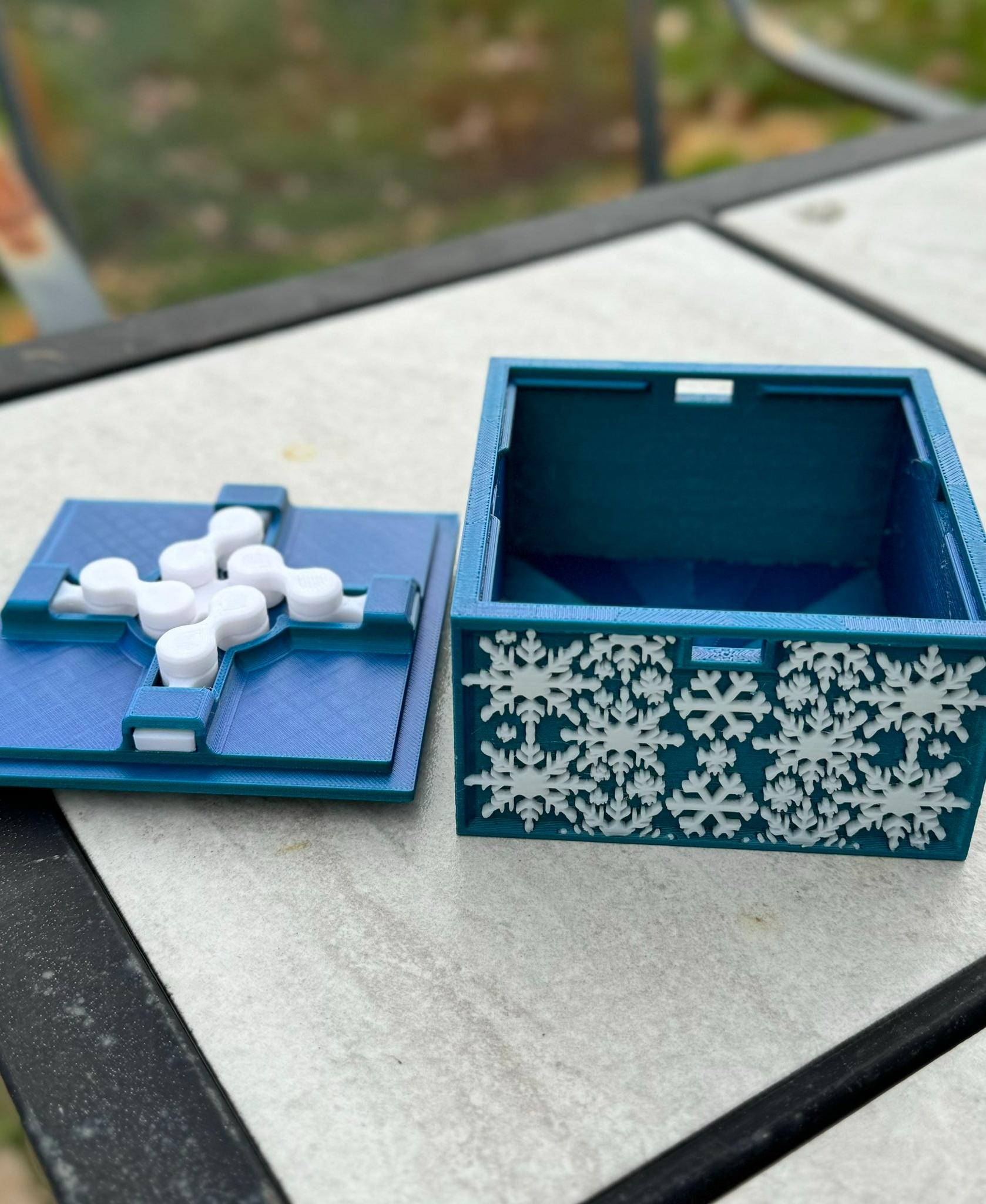 Snowflake Mechanical Box 3d model