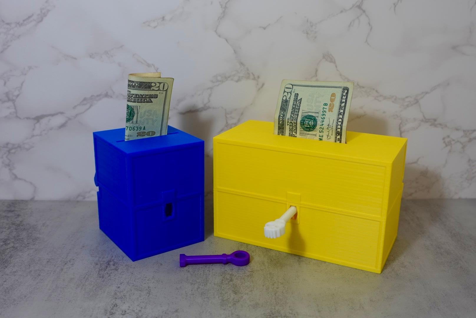 Money Bank Box Chest (Key Lock) 3d model