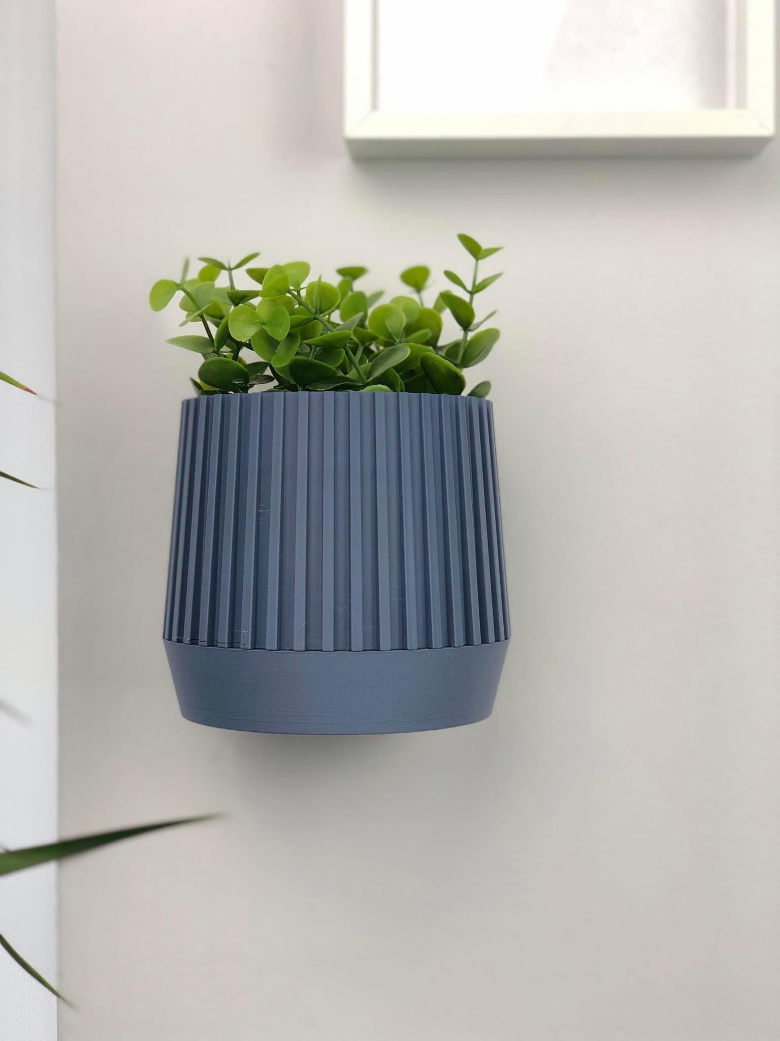 Wall Mount Plant Pot - Vertical Lines Design  3d model