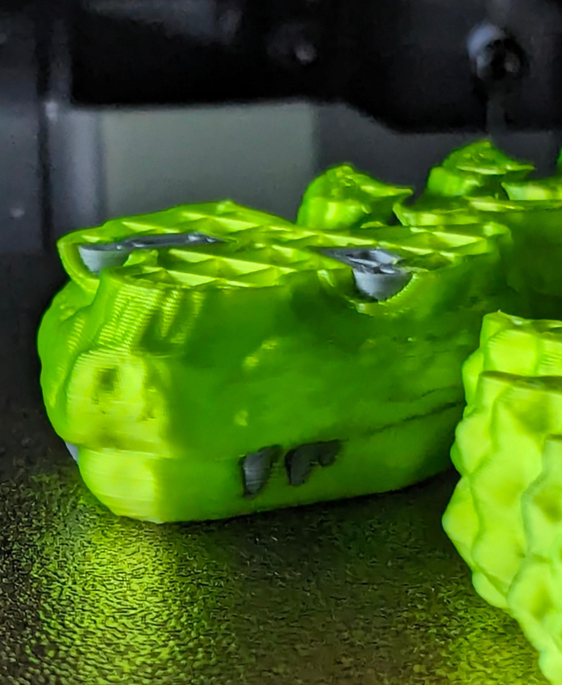 Baby Basilisk (Extra Long) - Articulated Snap-Flex Fidget (Medium Tightness Joints) - Printed on a Bambu Lab P1S, with Duramic 3D Silk PLA in neon green. - 3d model