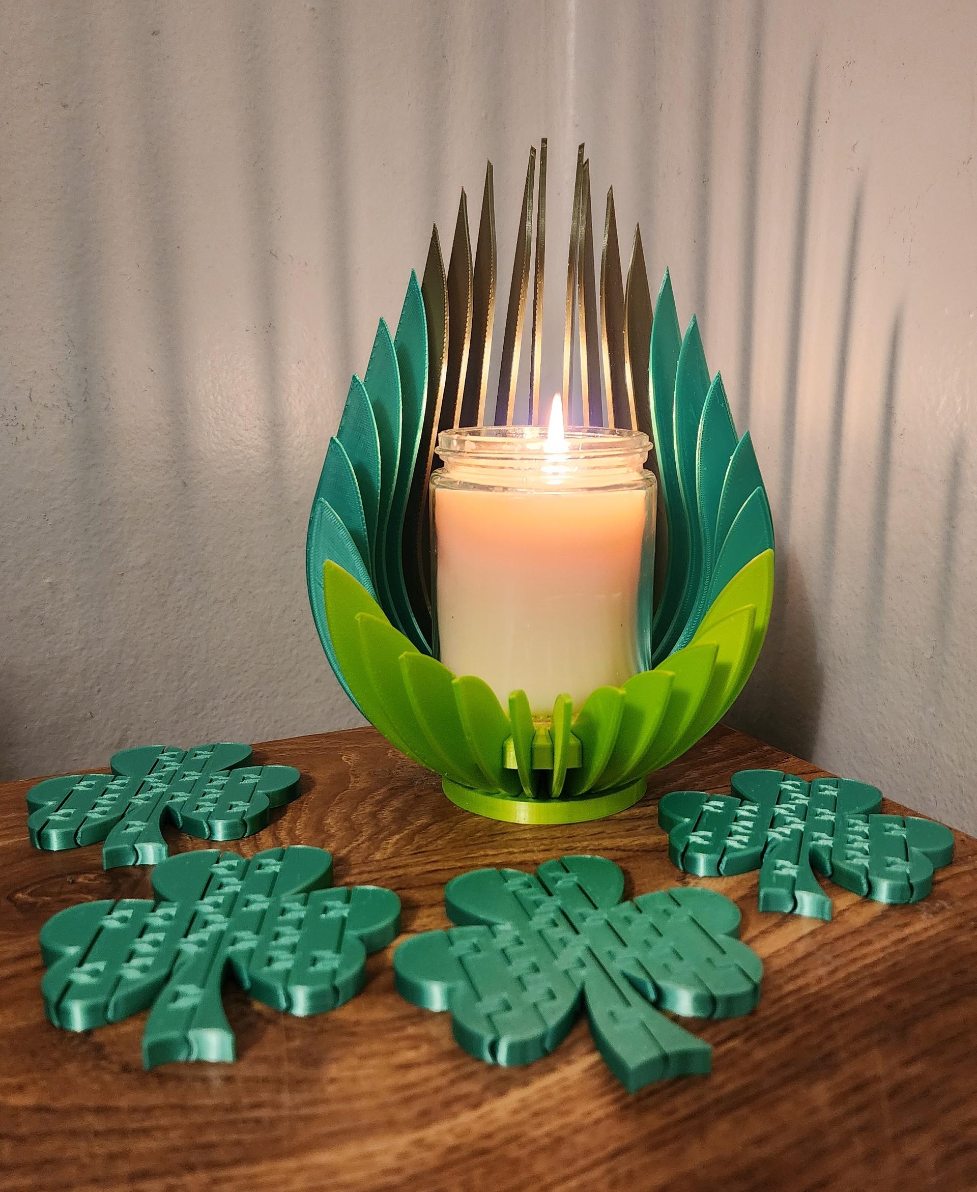 Blade Flames 32 Piece Candle Holder 3d model