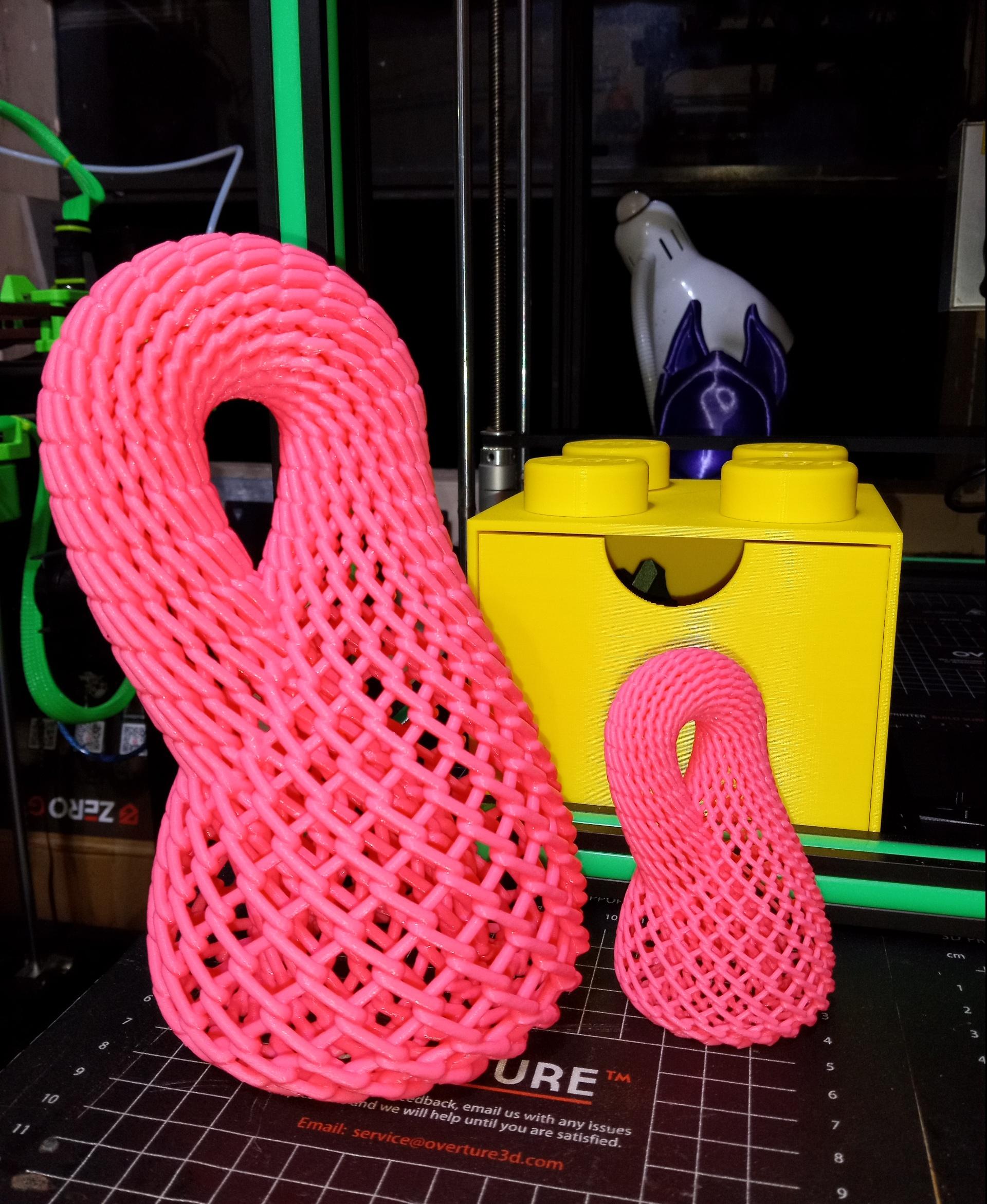 Klein Bottle Diamond Lattice 3d model