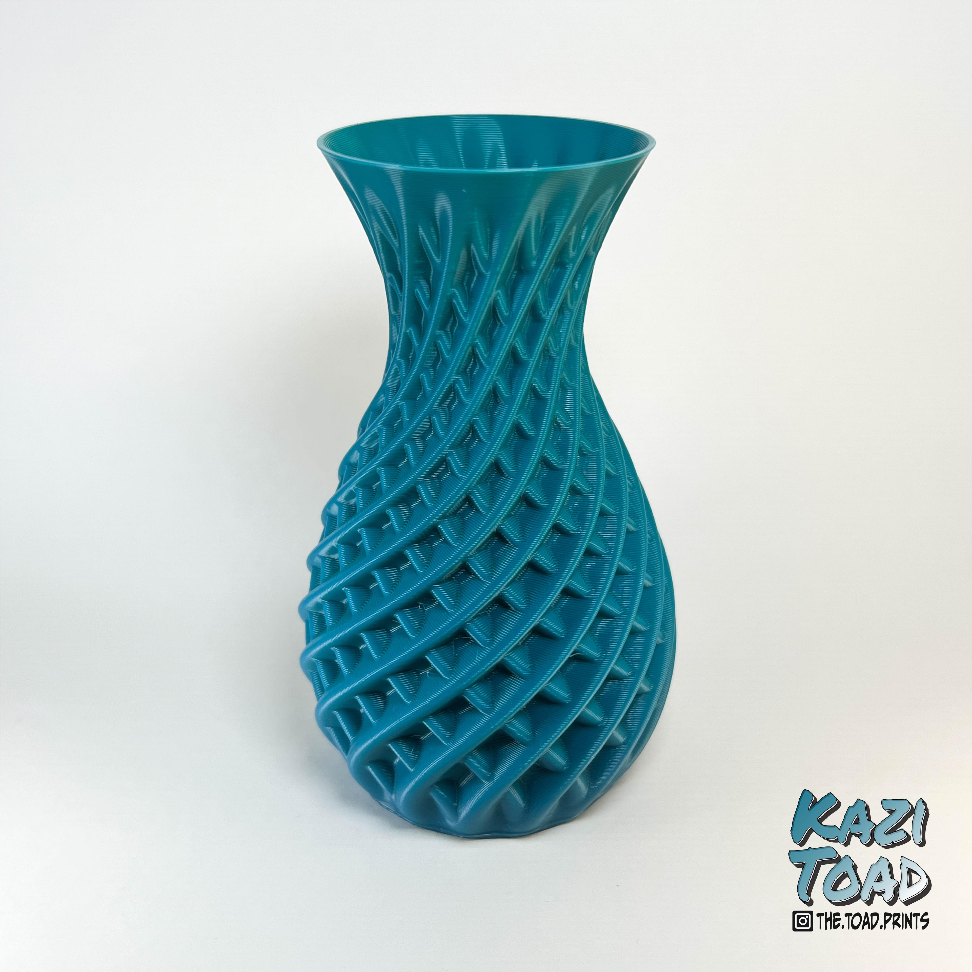 Double Twist Vase (Vase No. 5) 3d model