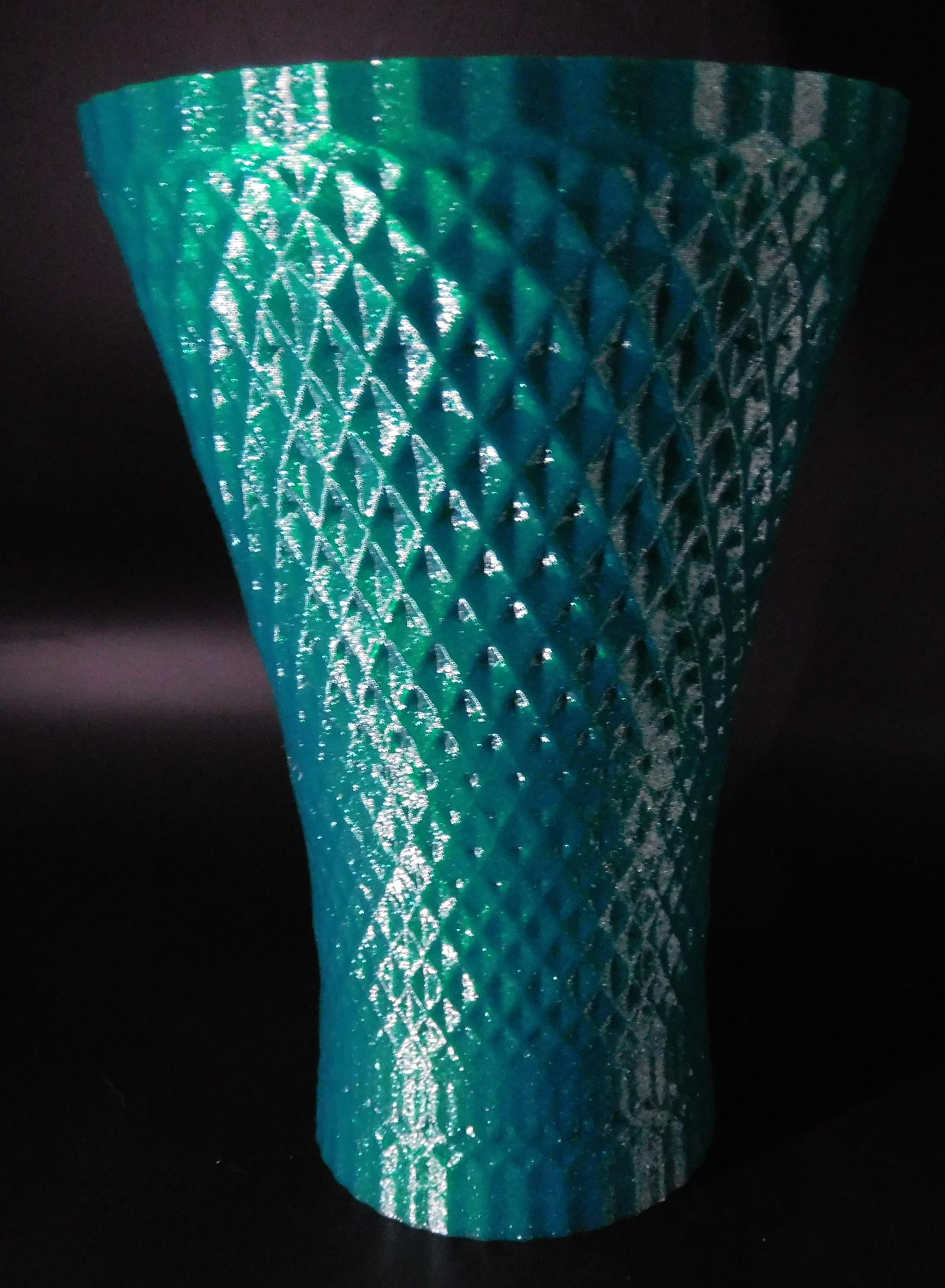 Faceted Vase 3d model