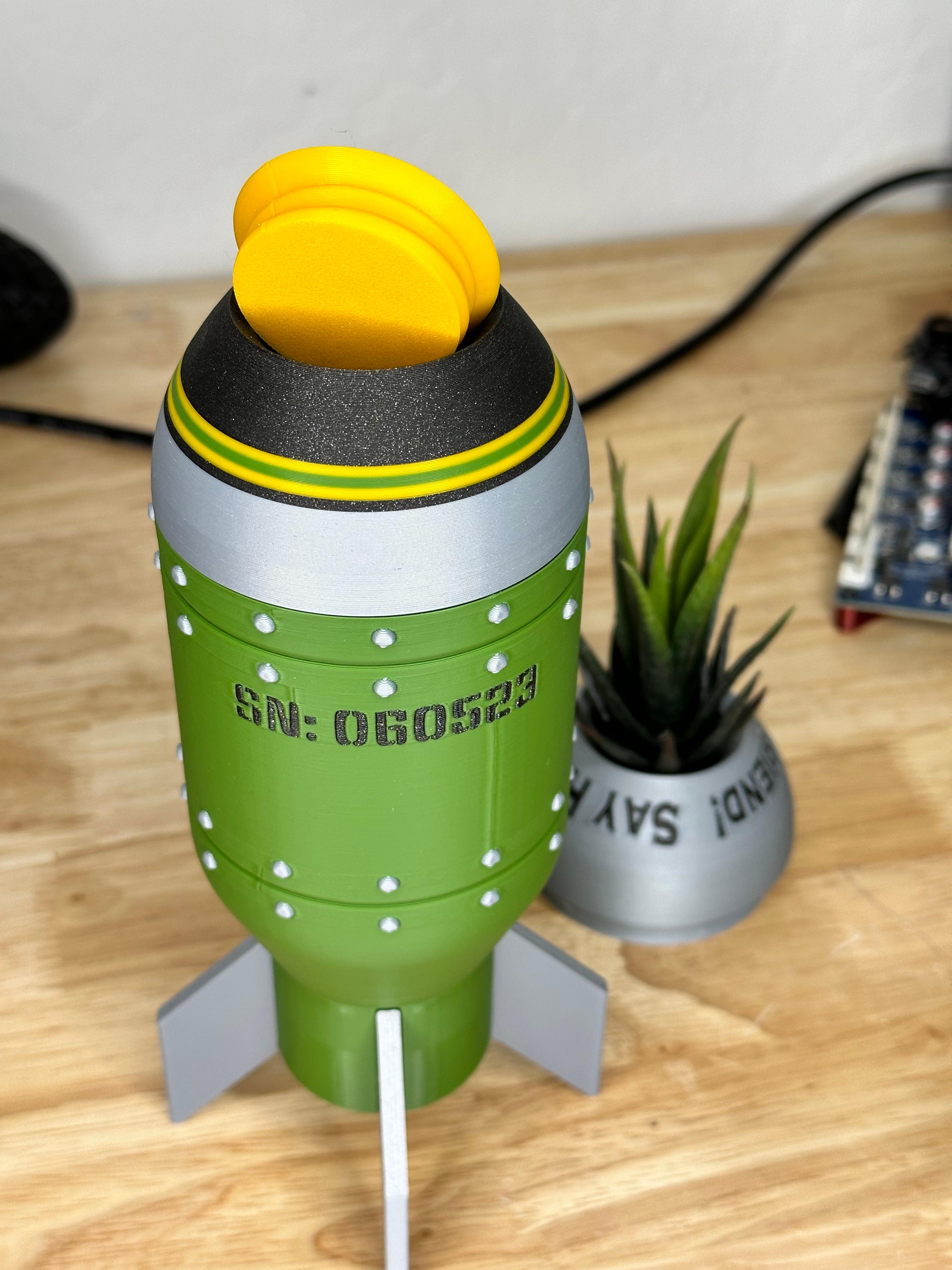 D' Bomb Stash container, succulent Planter, pen cup, or desk ornament 3d model