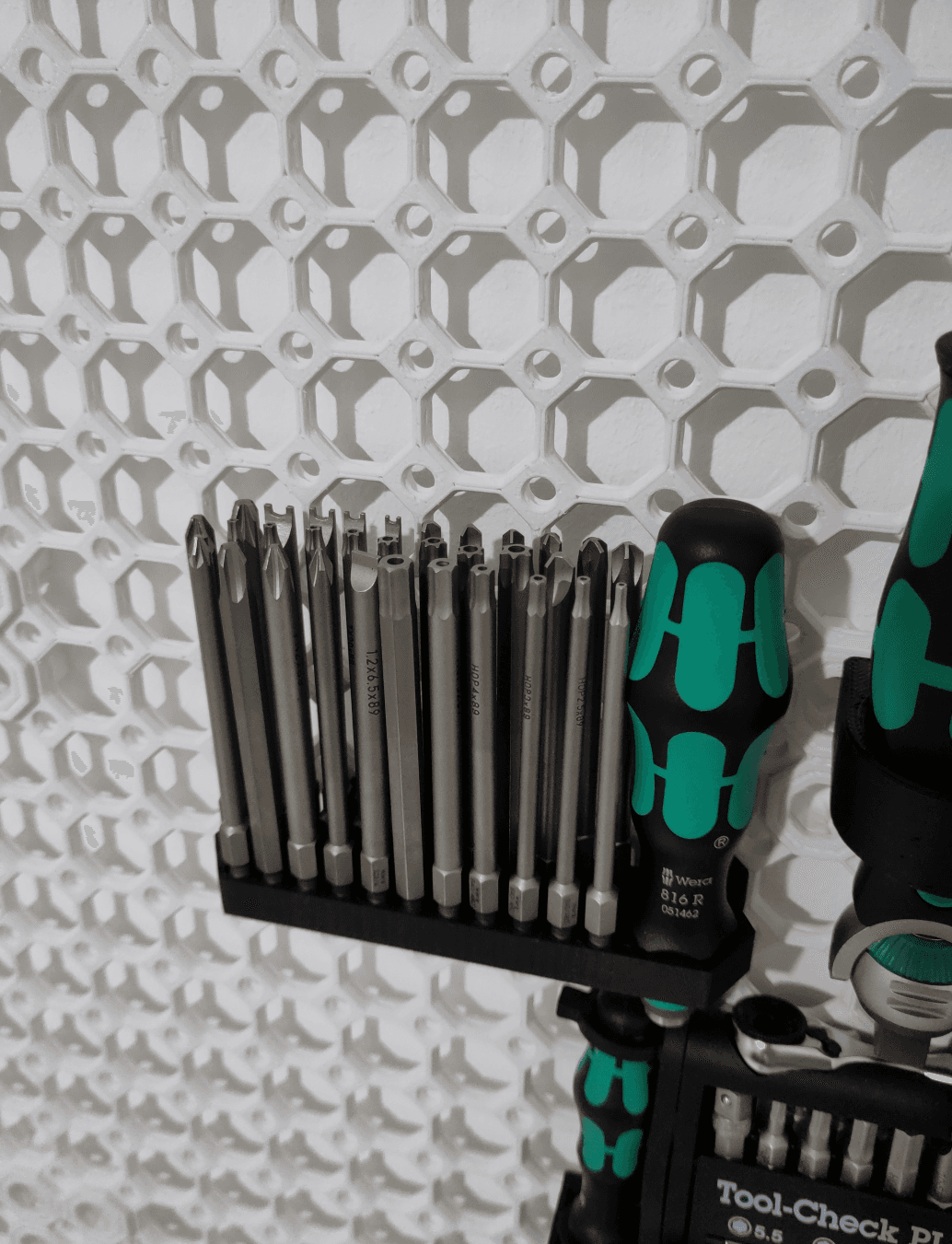 Multiboard Wera 816 R + 33 Bit Holder 3d model