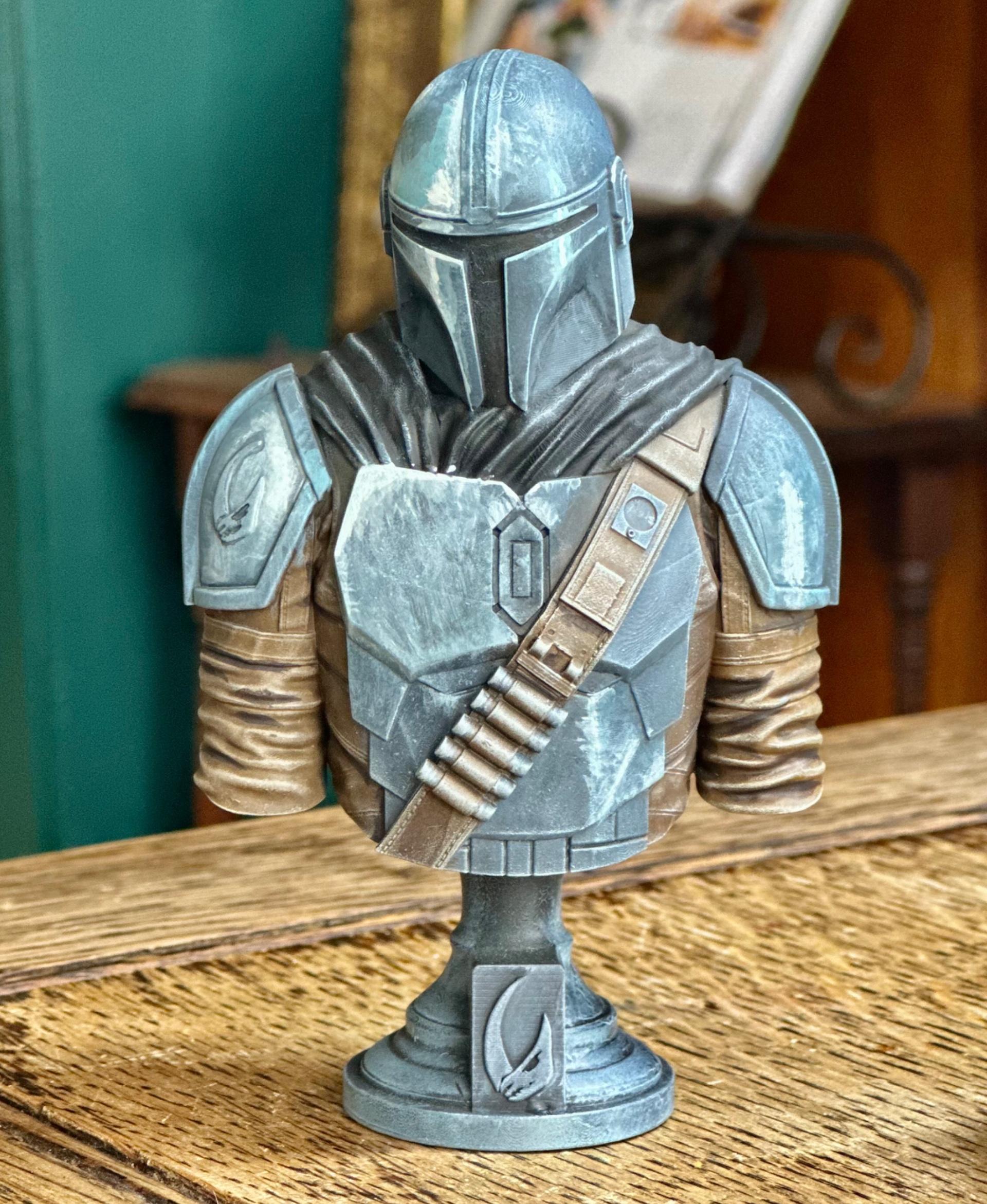 Mandalorian Bust- (Pre-Supported) 3d model