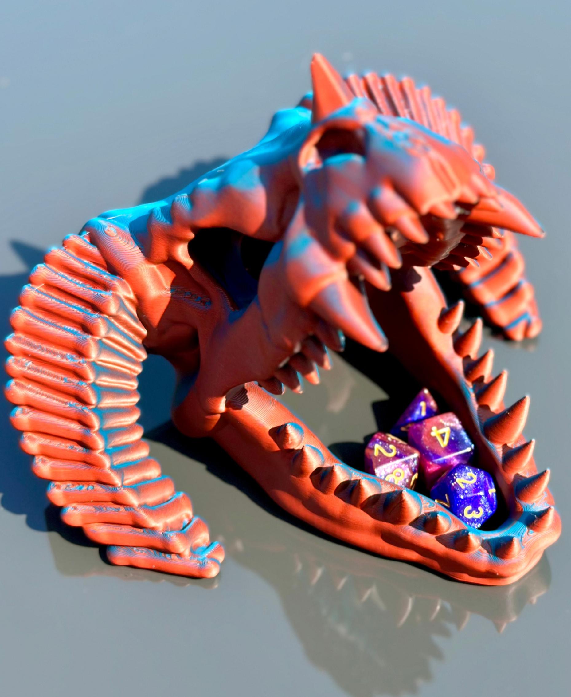 Dragon Skull Dice Tower / No Supports - Eryone Teal & Burnt Orange - 3d model