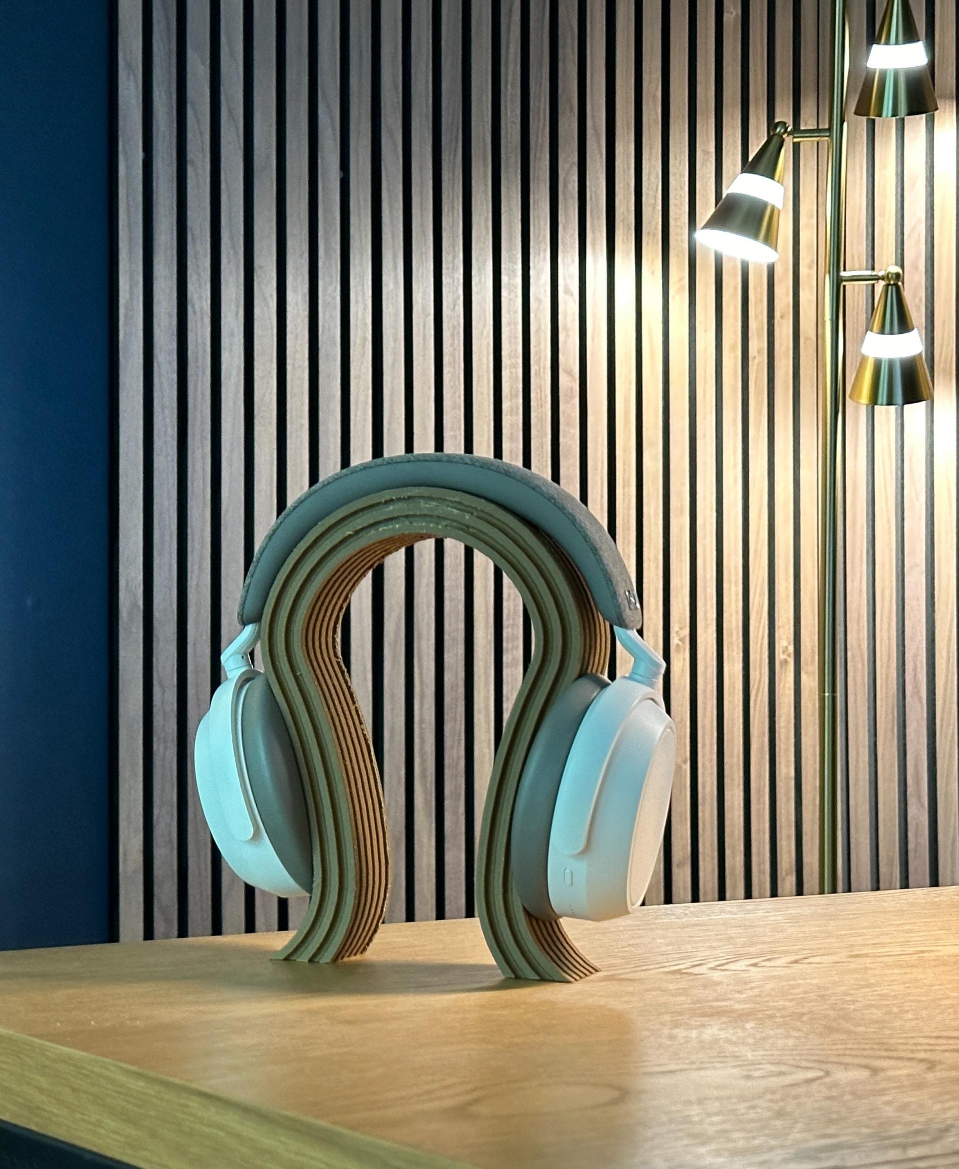 Soundstånd ~ Headphone Stand 3d model