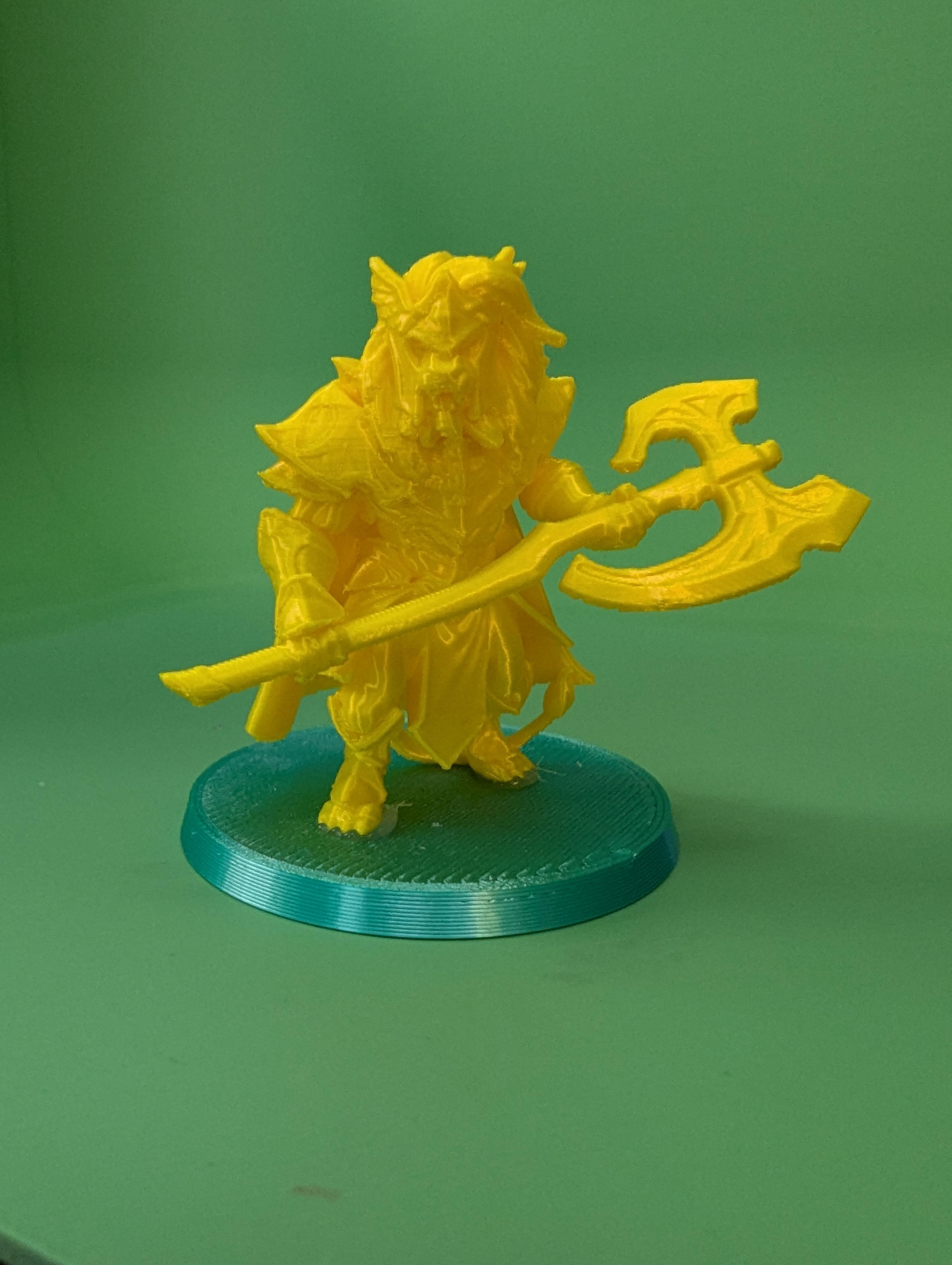 Lion Champion - With Free Dragon Warhammer - 5e DnD Inspired for RPG and Wargamers - Printing with polymaker silk yellow. It turned out great.  - 3d model