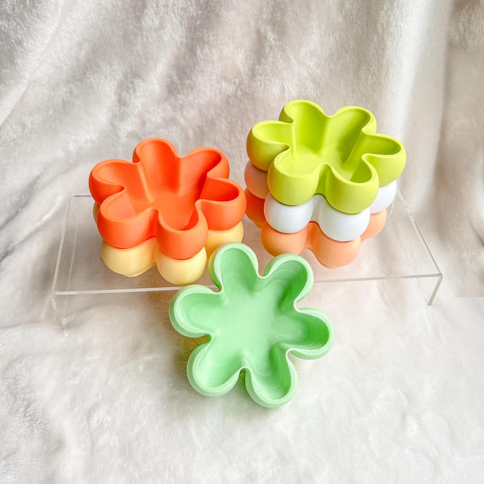 Groovy 70s Stackable Flower Tray: Color-Coding, Space-Saving Organizer for Little Knick-Knacks 3d model