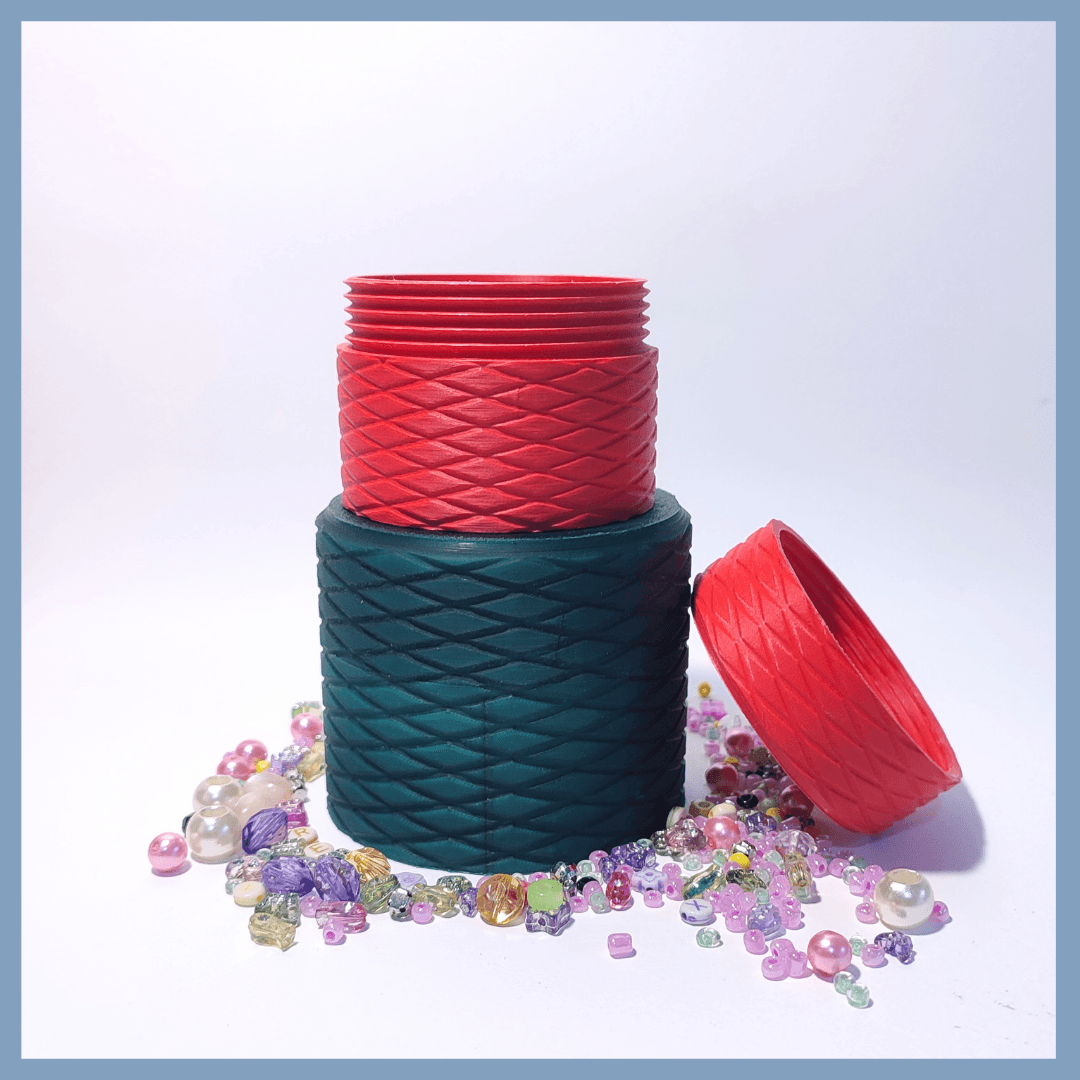  Container with thread  3d model