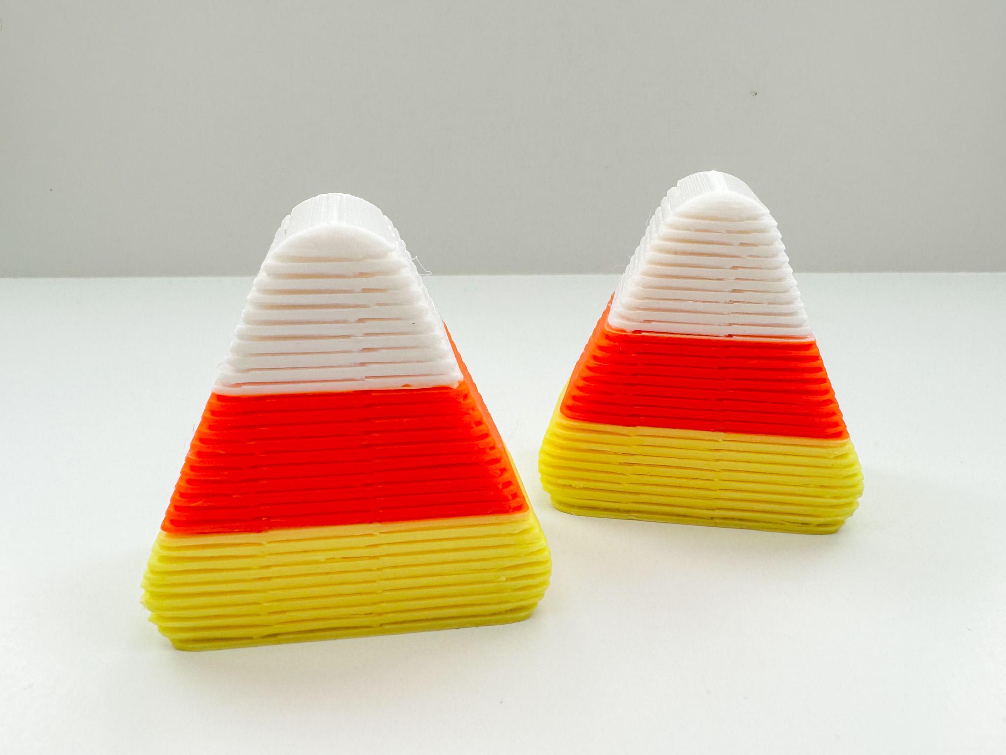 Candy Corn Slinky 3d model