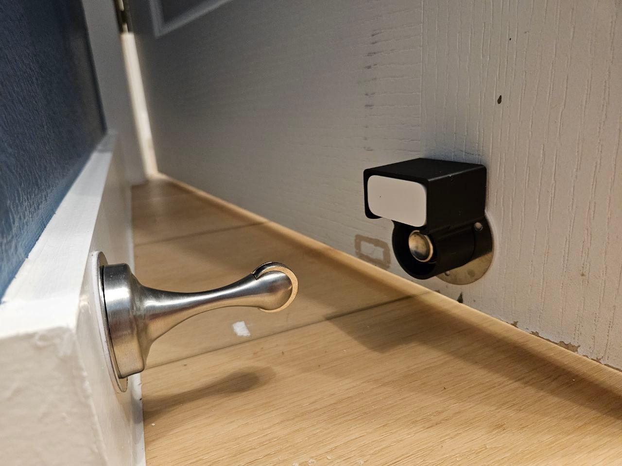 Aqara Door Sensor - Magnetic Door Stopper Mount 3d model