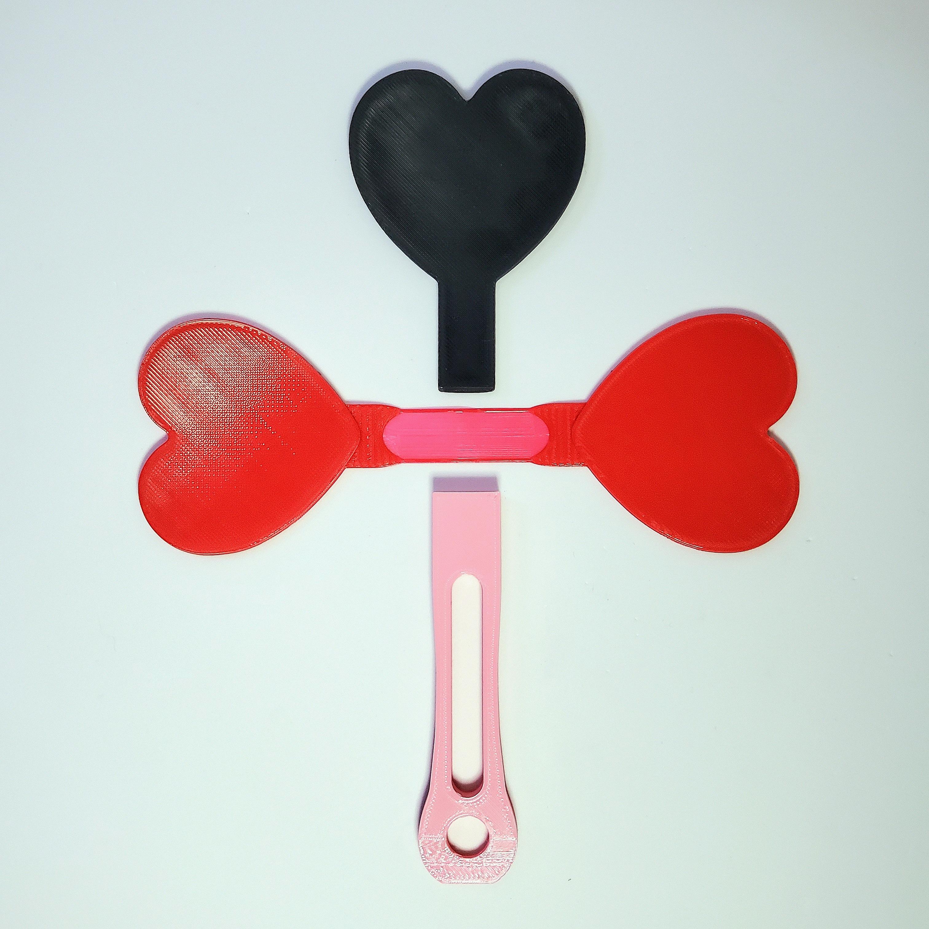 'The Love Clap' Fun Heart-Shaped Clapper Toy :: Valentine's Day Noisemaker Party Favor 3d model