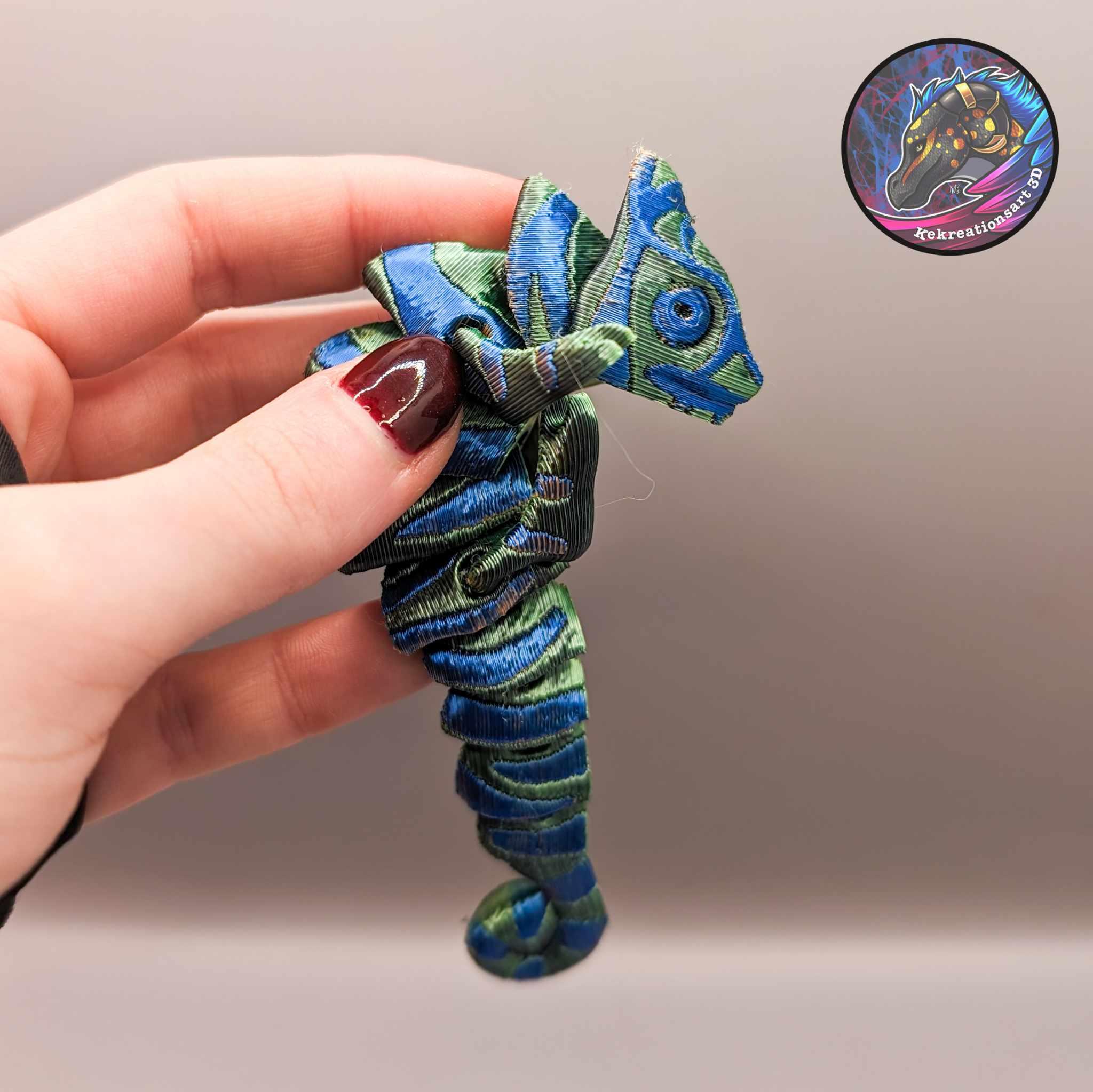 Baby Flexi Chameleon Keychain 3d model