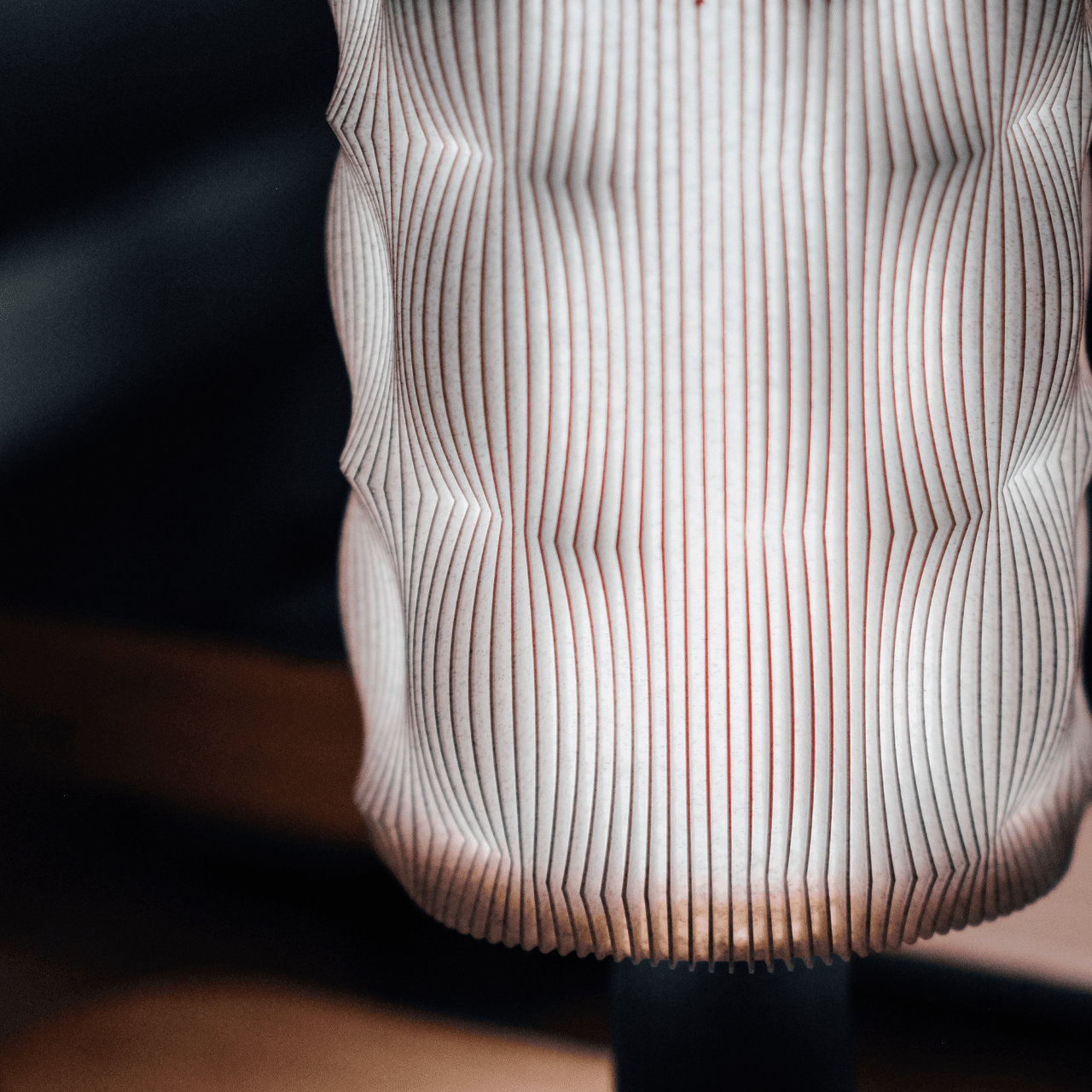 sleek wave lamp 3d model