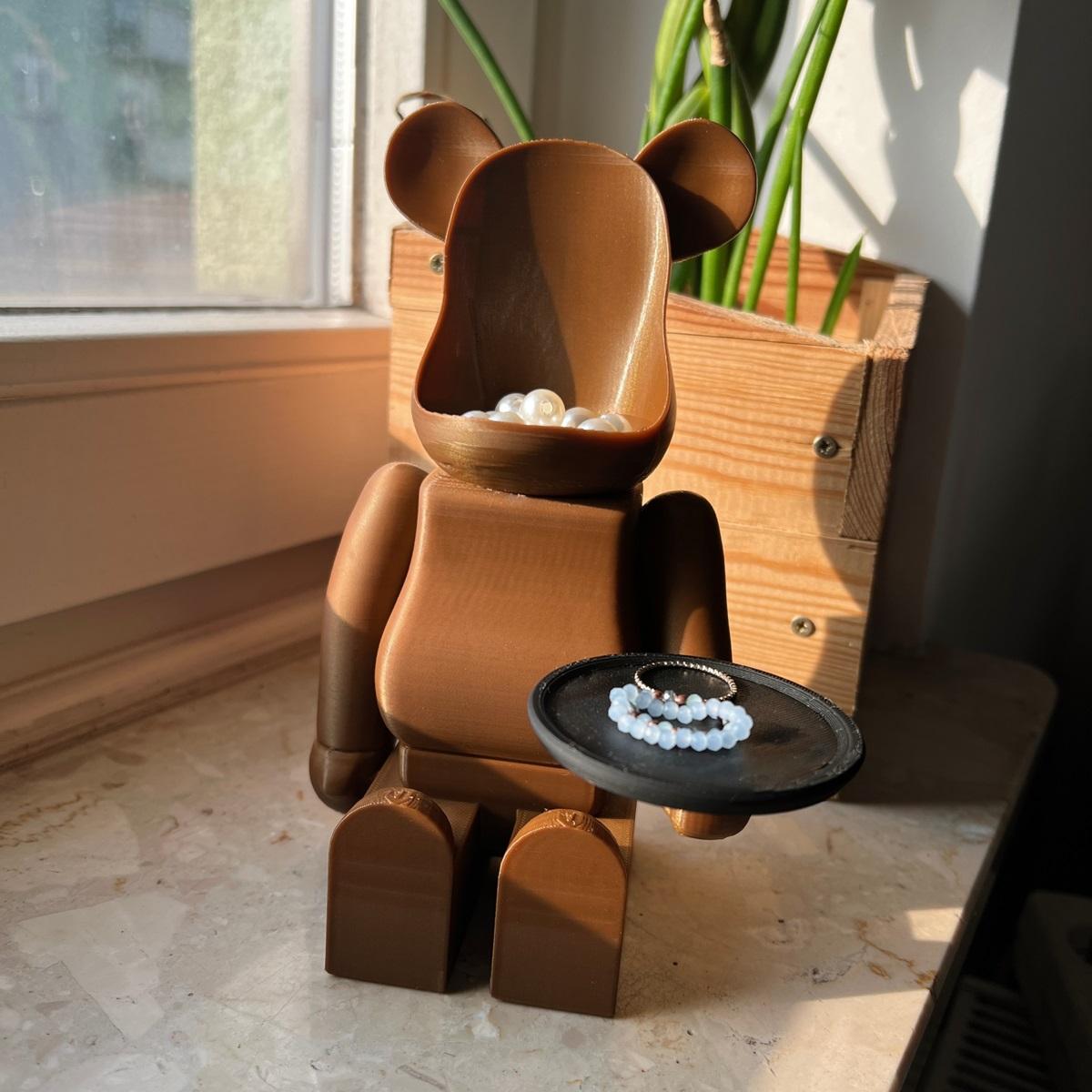 BEARBRICK PLATE CANDLE HOLDER 3d model