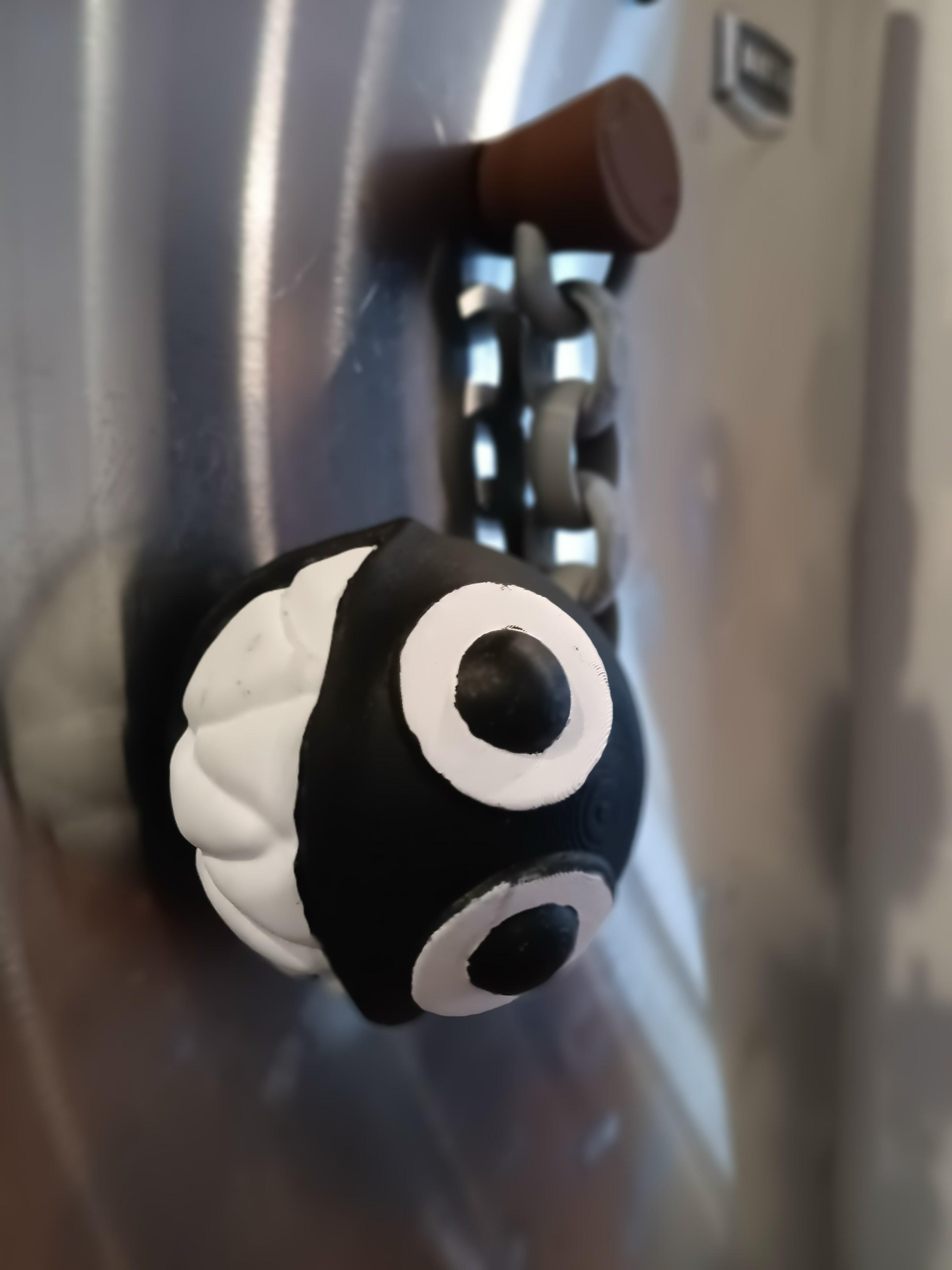 chain chomp with slots for magnets - print in place - flexi fidget toy 3d model