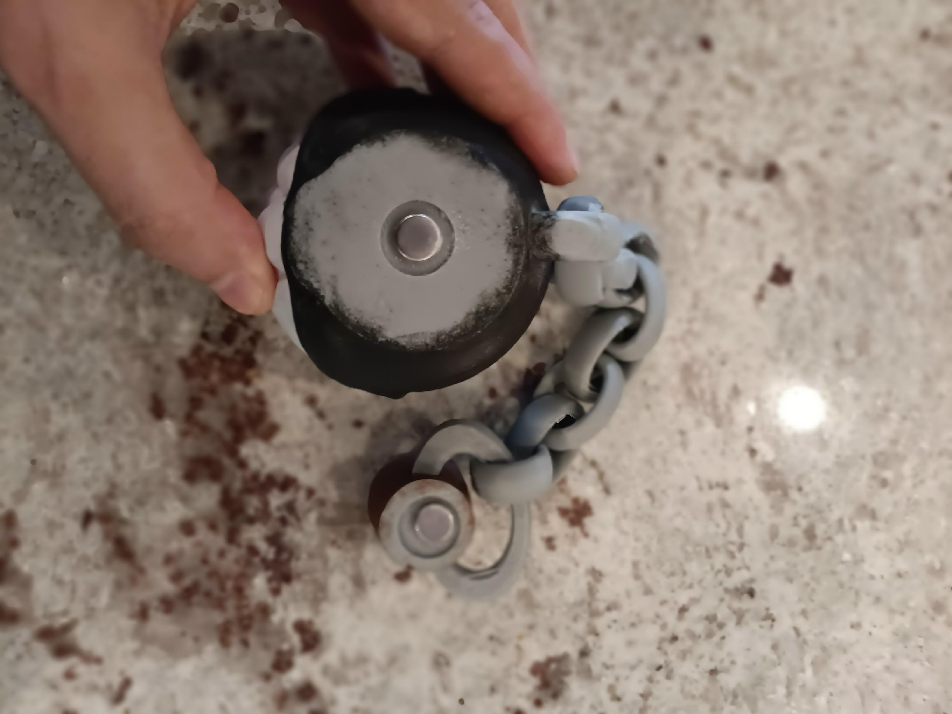 chain chomp with slots for magnets - print in place - flexi fidget toy 3d model