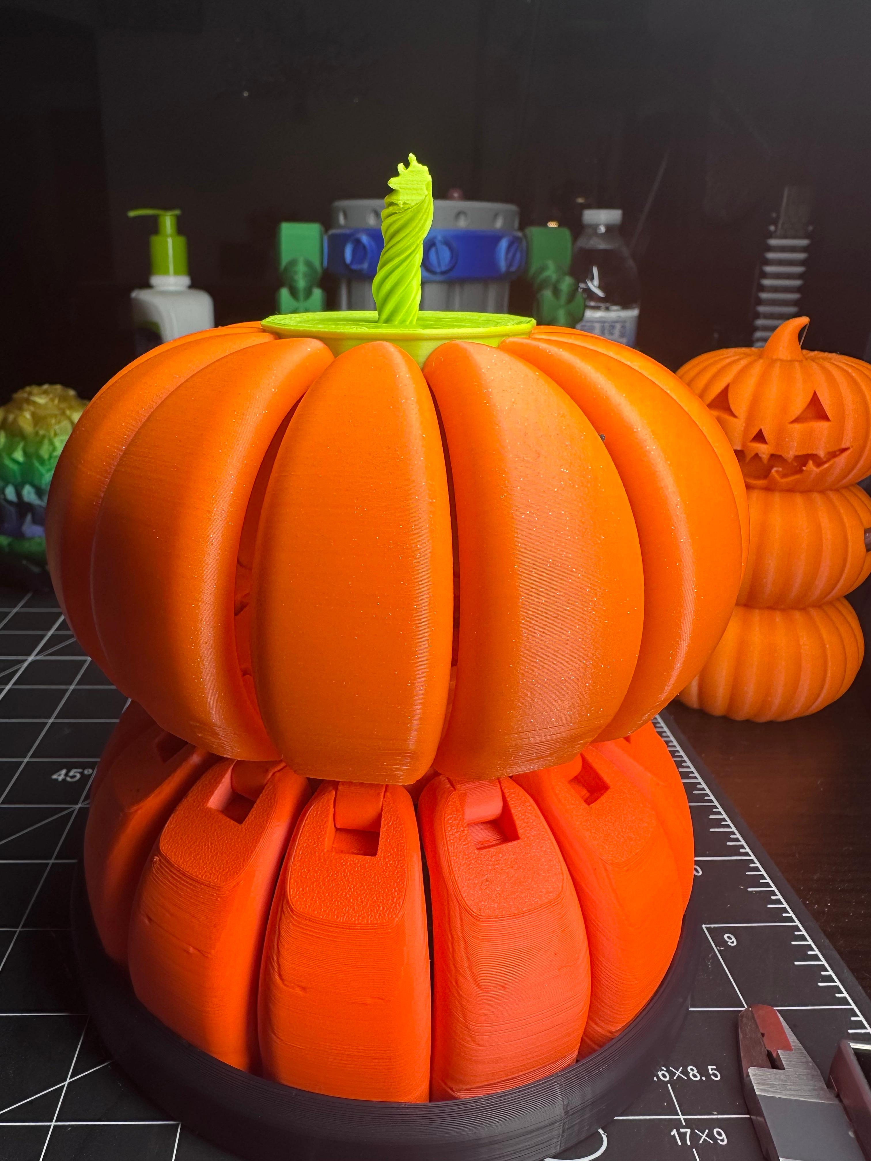 Articulated Pumpkin Model - Container  3d model