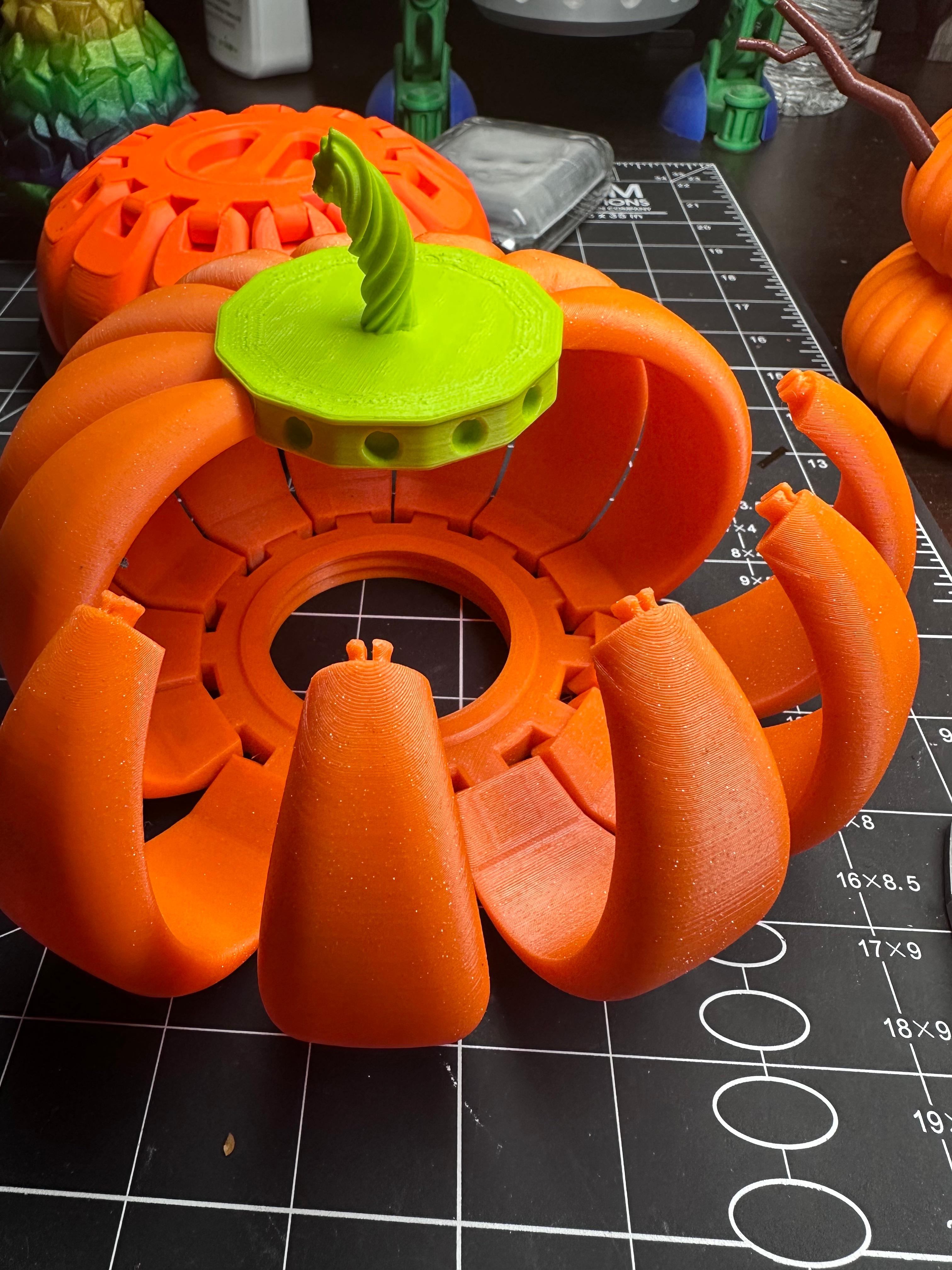 Articulated Pumpkin Model - Container  3d model