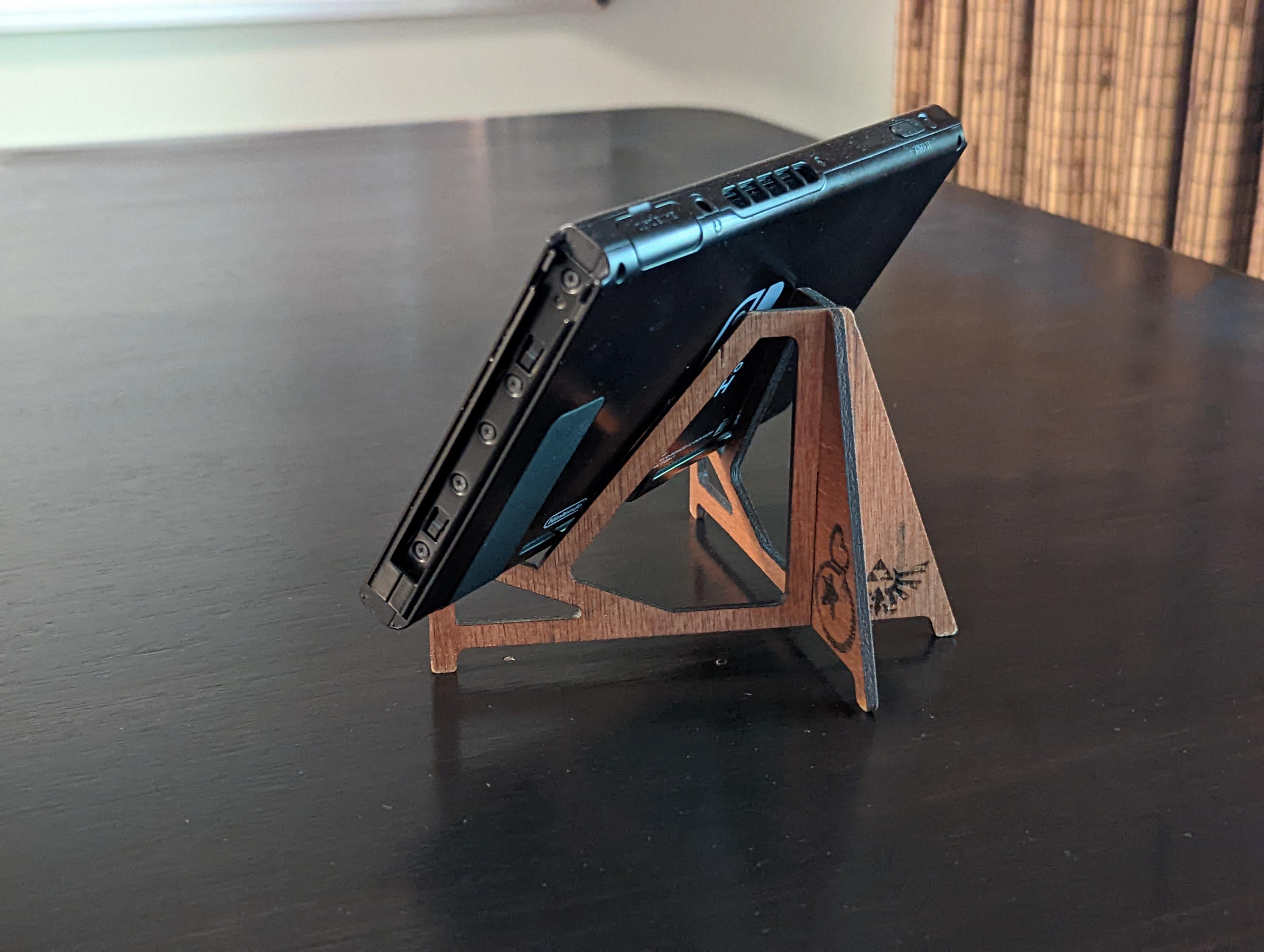 Laser-cut Nintendo Switch stand 3d model