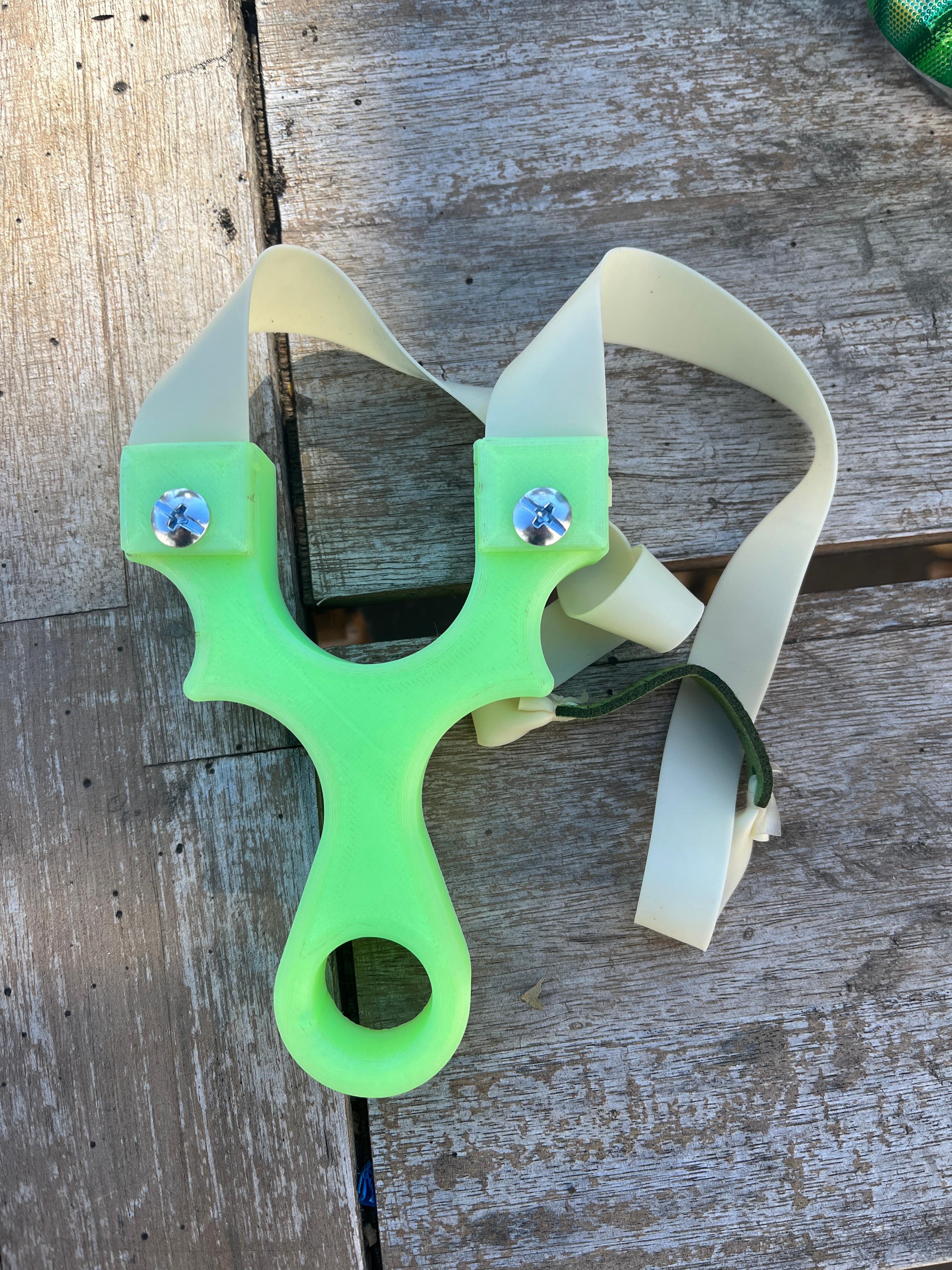 Easy SlingShot Catapult - Flat Band, No Tie! 3d model