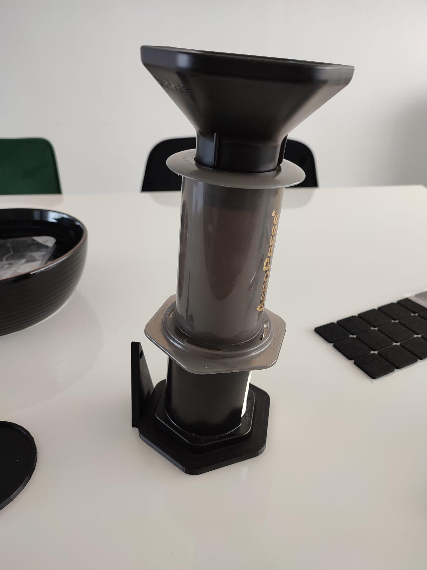 Aeropress wall mount 3d model