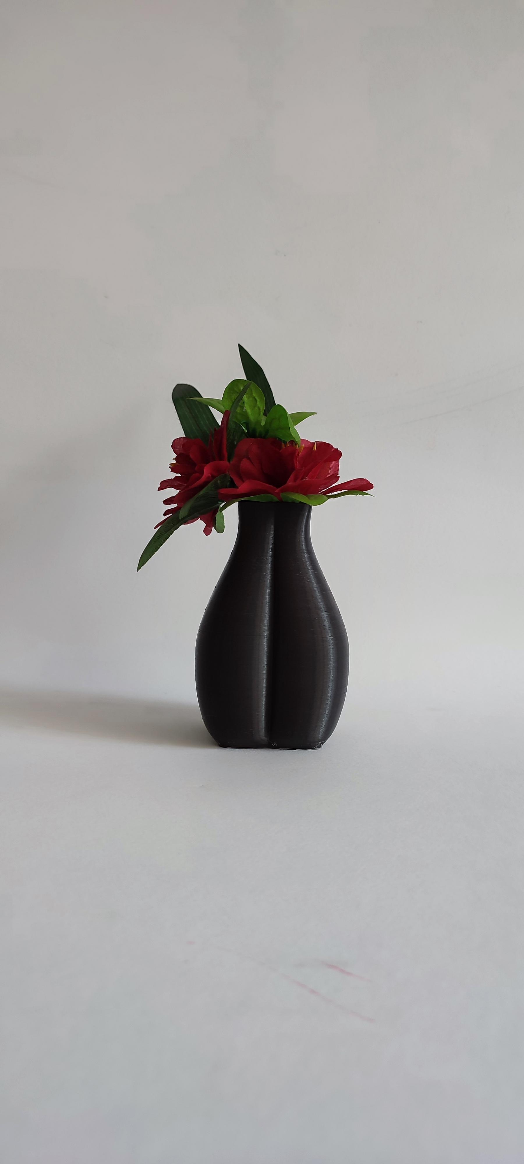 cloverleaf vase.stl 3d model