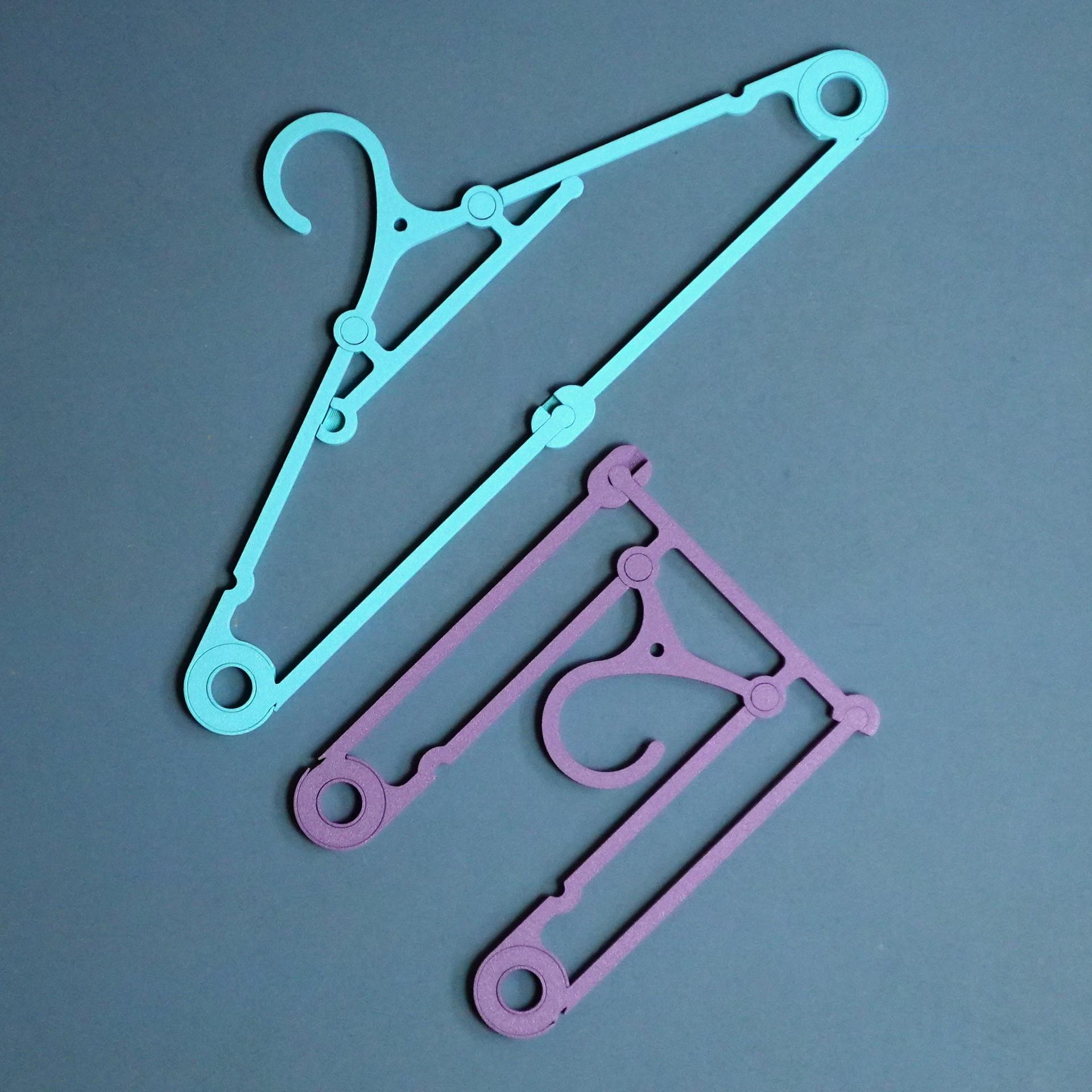 Print-in-place Clothes Hanger, foldable 3d model