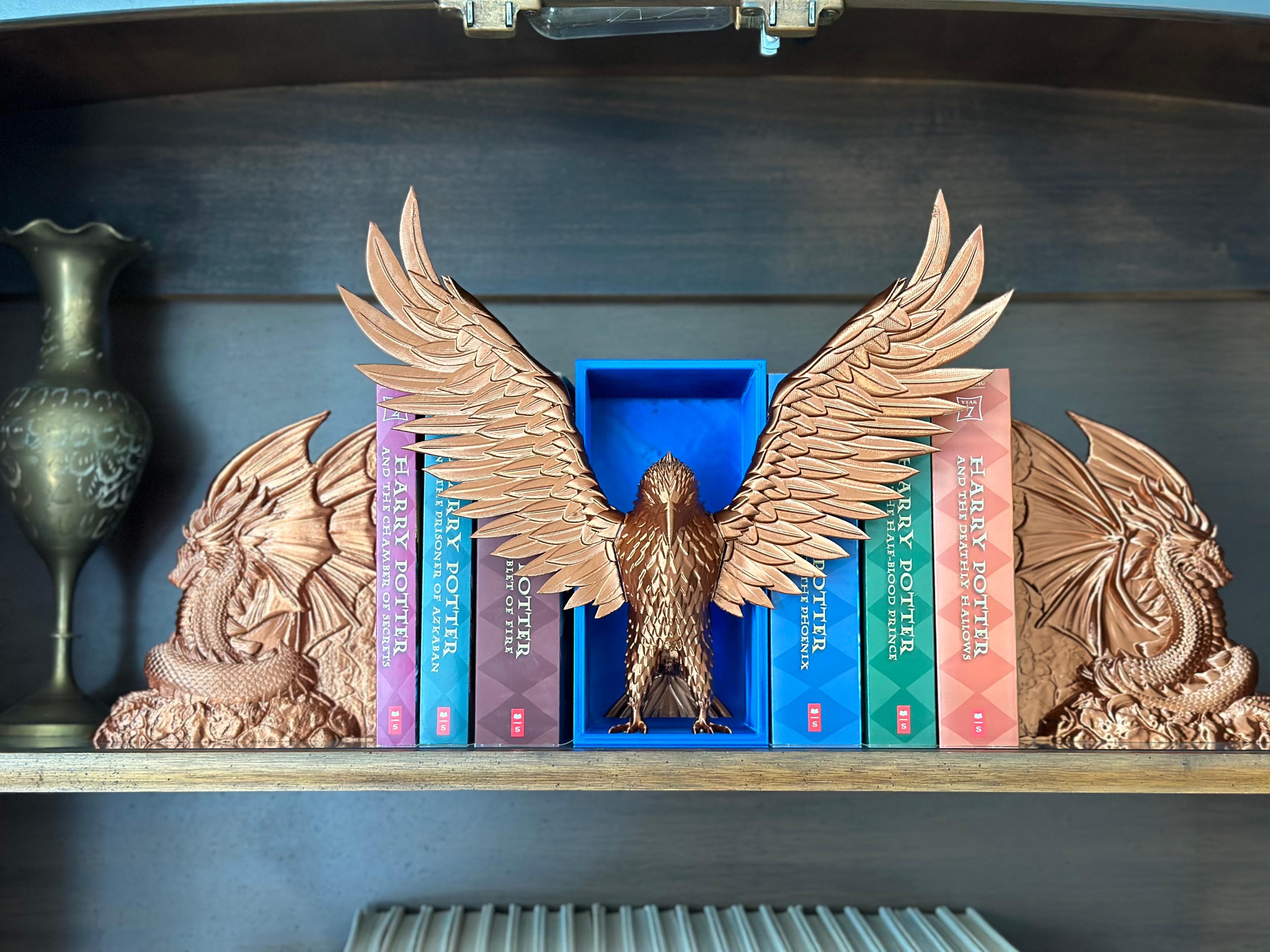 Eagle Emerging- Ravenclaw Inspired Book Nook 3d model