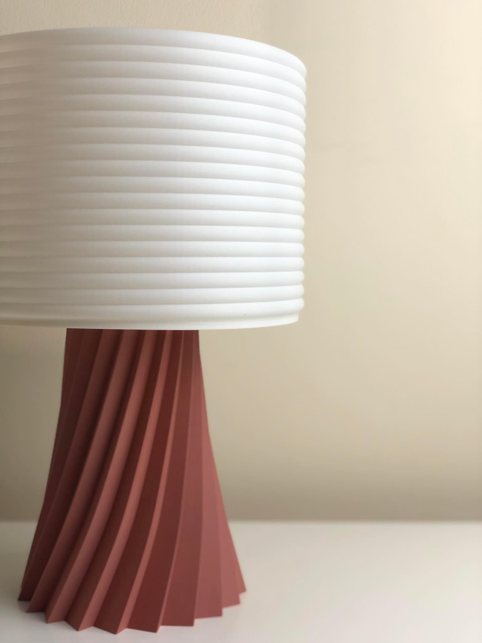 Modern Bedside/Table Lamp - Yume 3d model