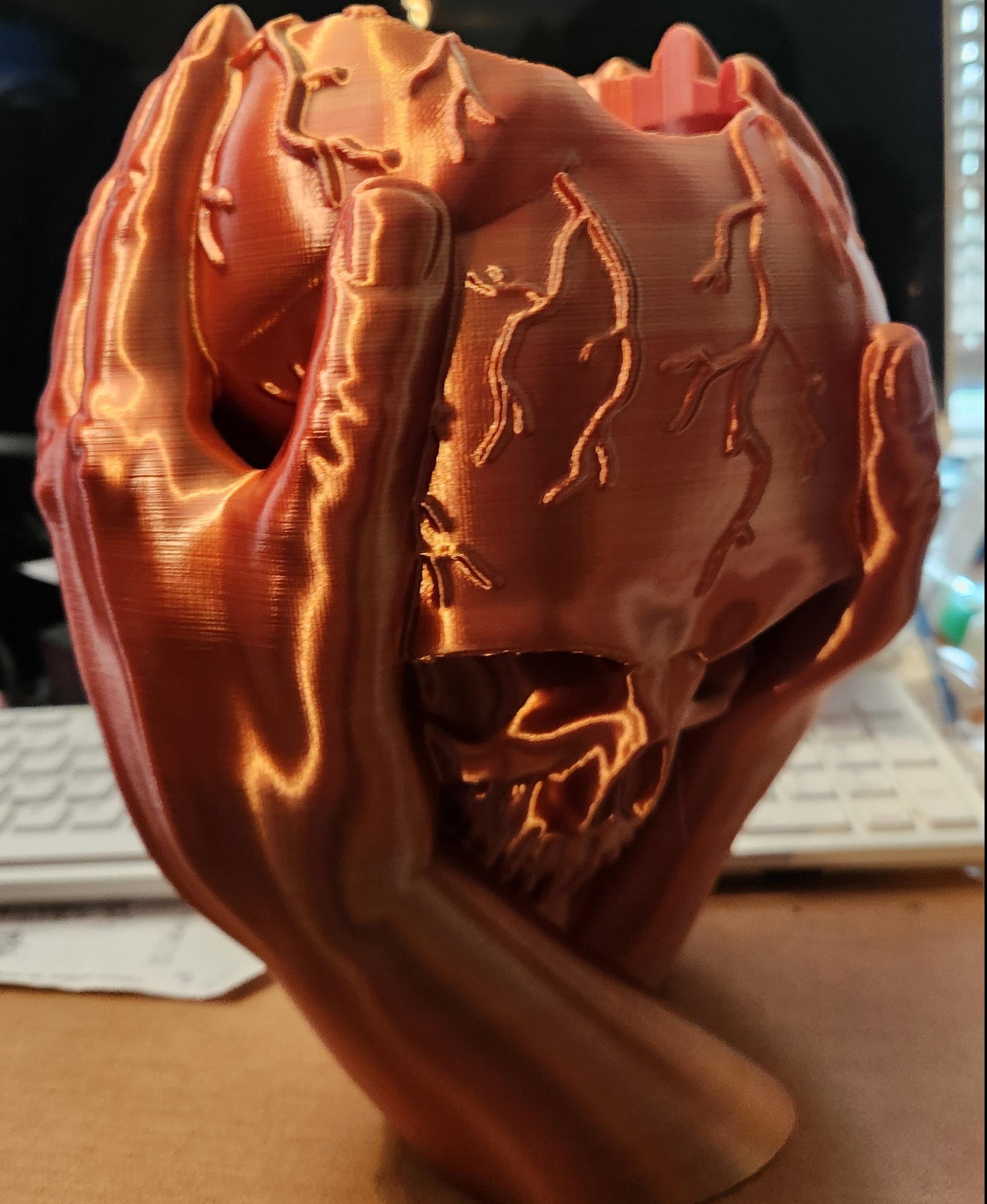 Heart Broken Skull Sculpture / Vase / Planter / No Supports 3d model
