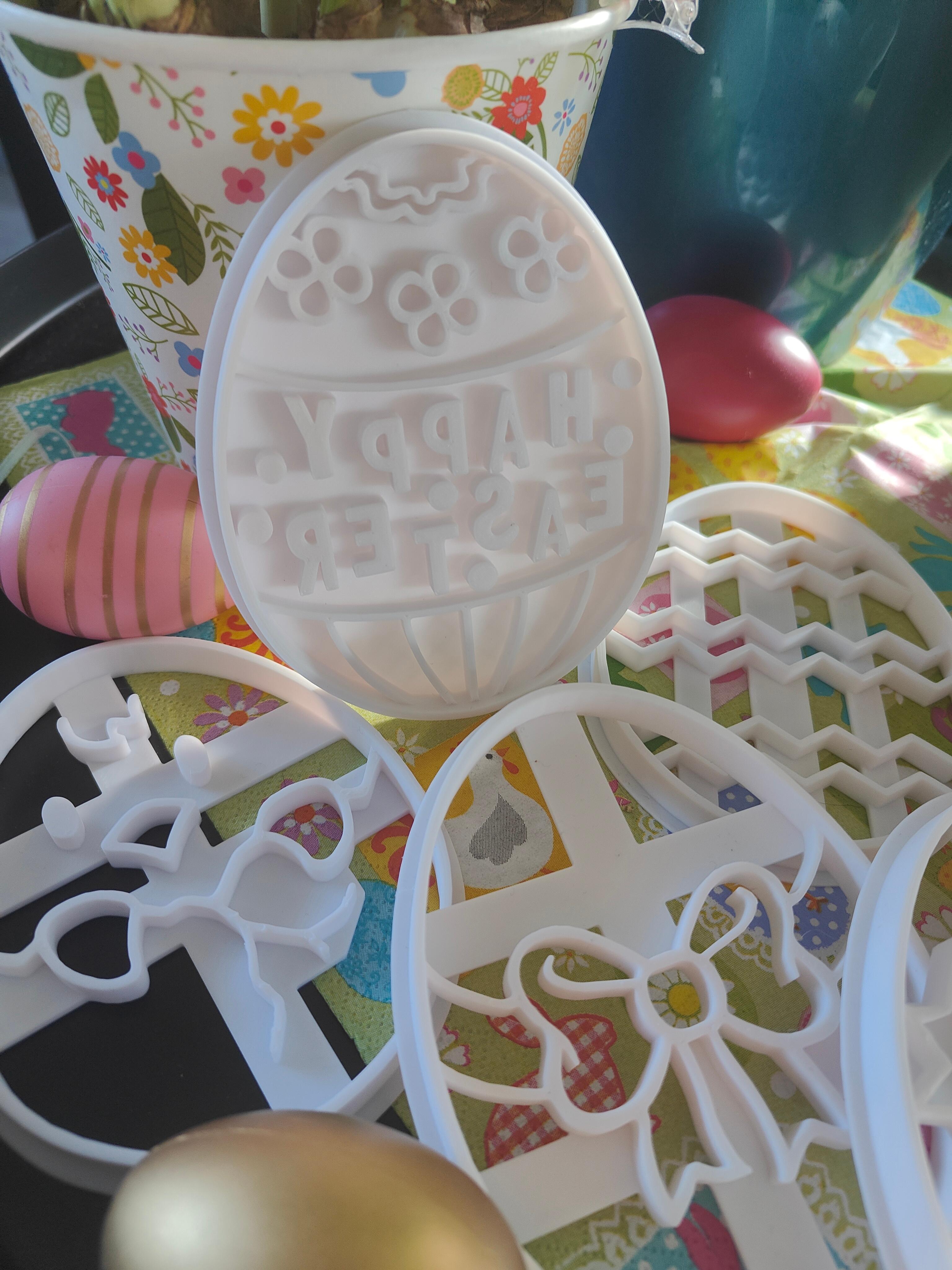 Easter Egg Cookie Cutters 3d model