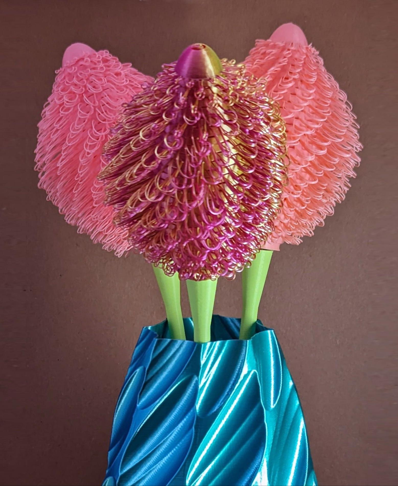 Thistle Flower - vase mode - Printed in Polymaker Polyterra Gradient Spring and Overture dual silk green-Magenta - 3d model