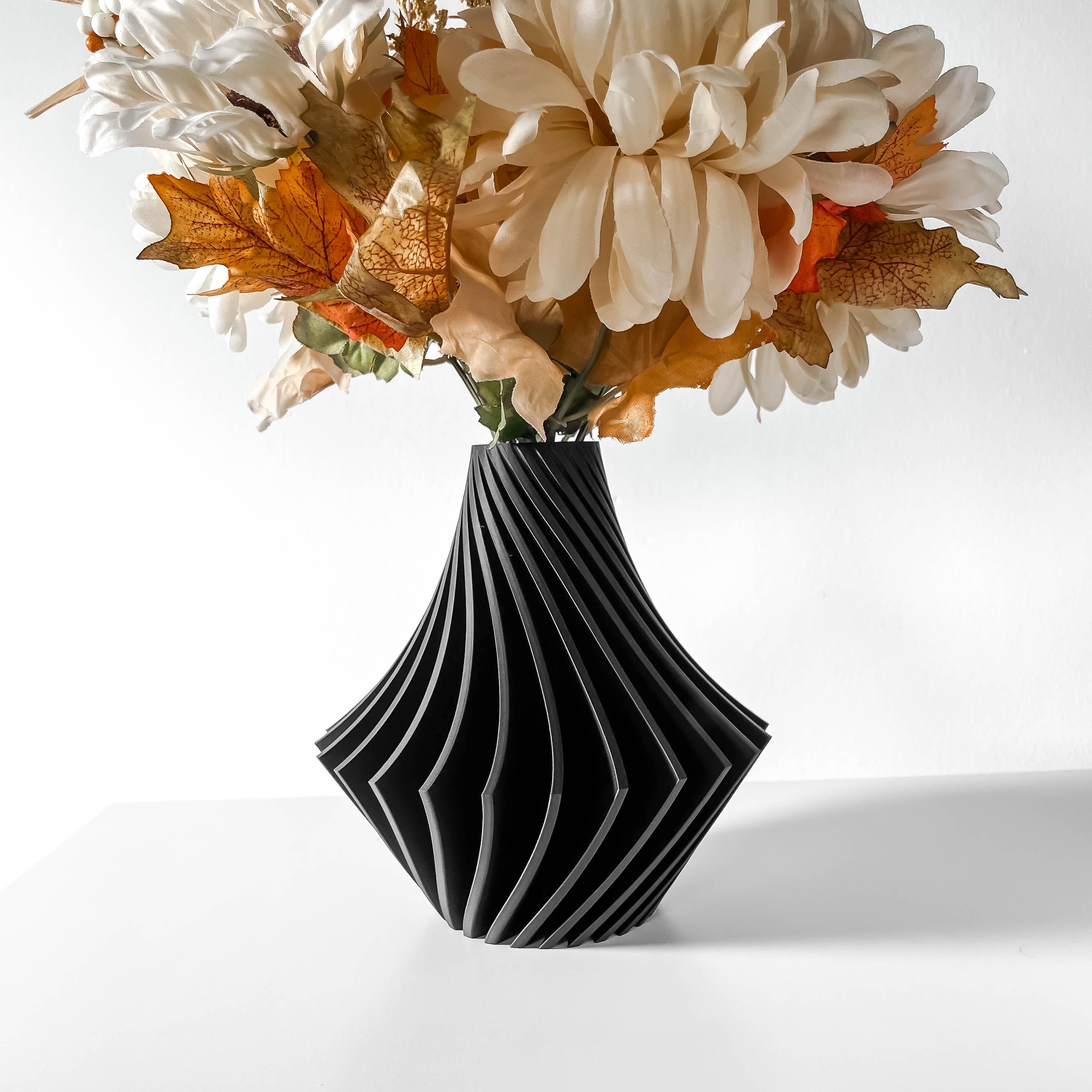 The Vamio Vase, Modern and Unique Home Decor for Dried and Preserved Flower Arrangement  | STL Fil 3d model