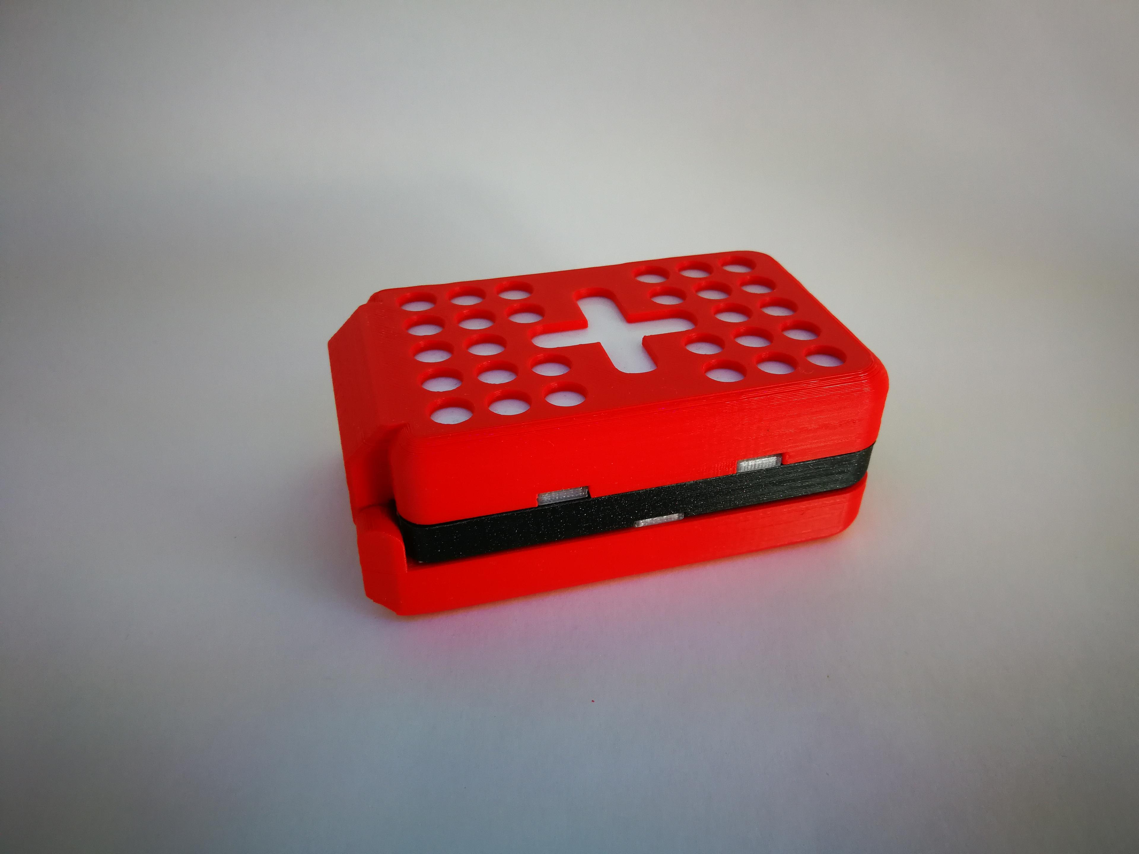 universal box medikit 3d model