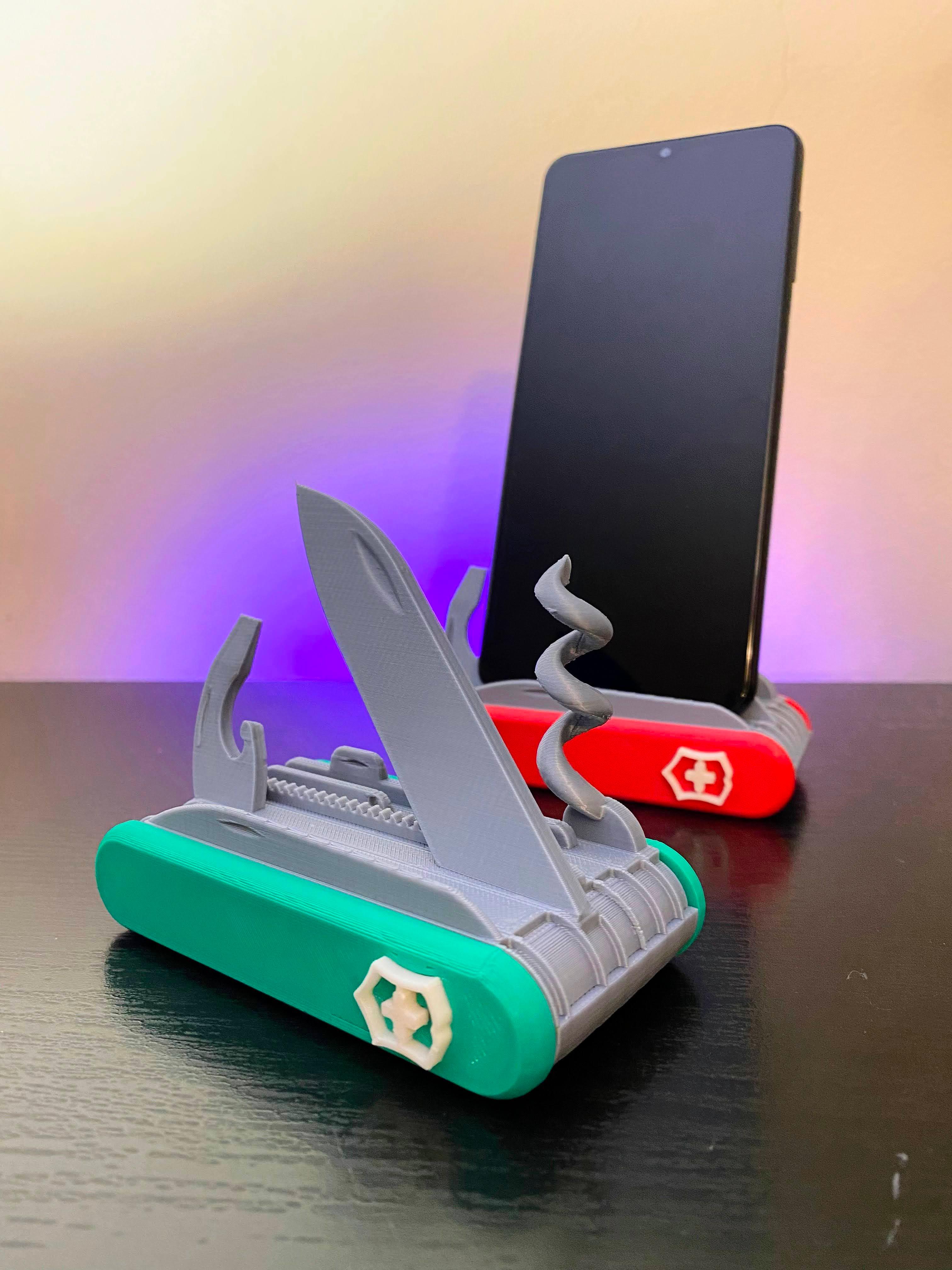 SWISS ARMY KNIFE PHONE HOLDER 3d model