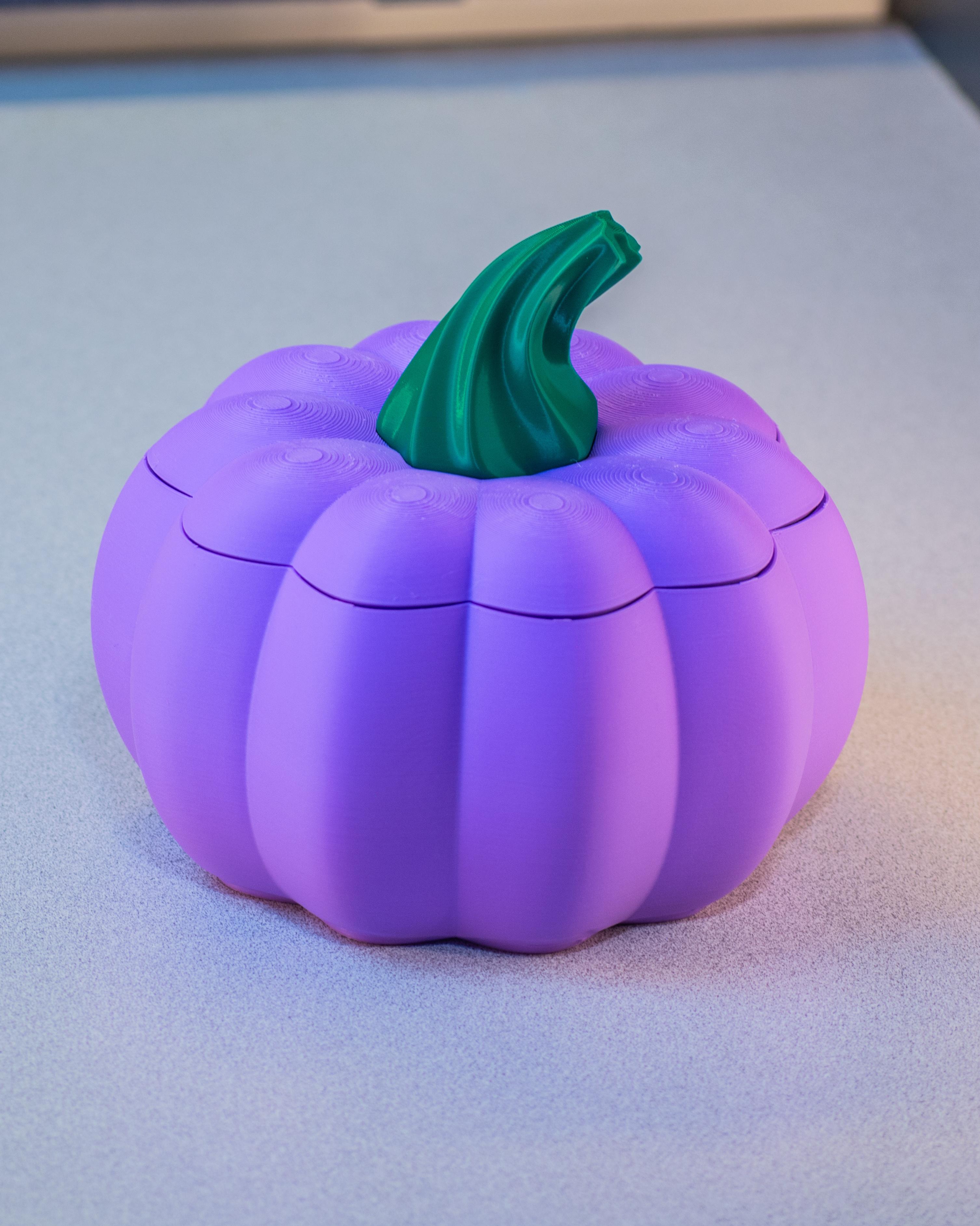 Pumpkin Bowl with Lid 3d model