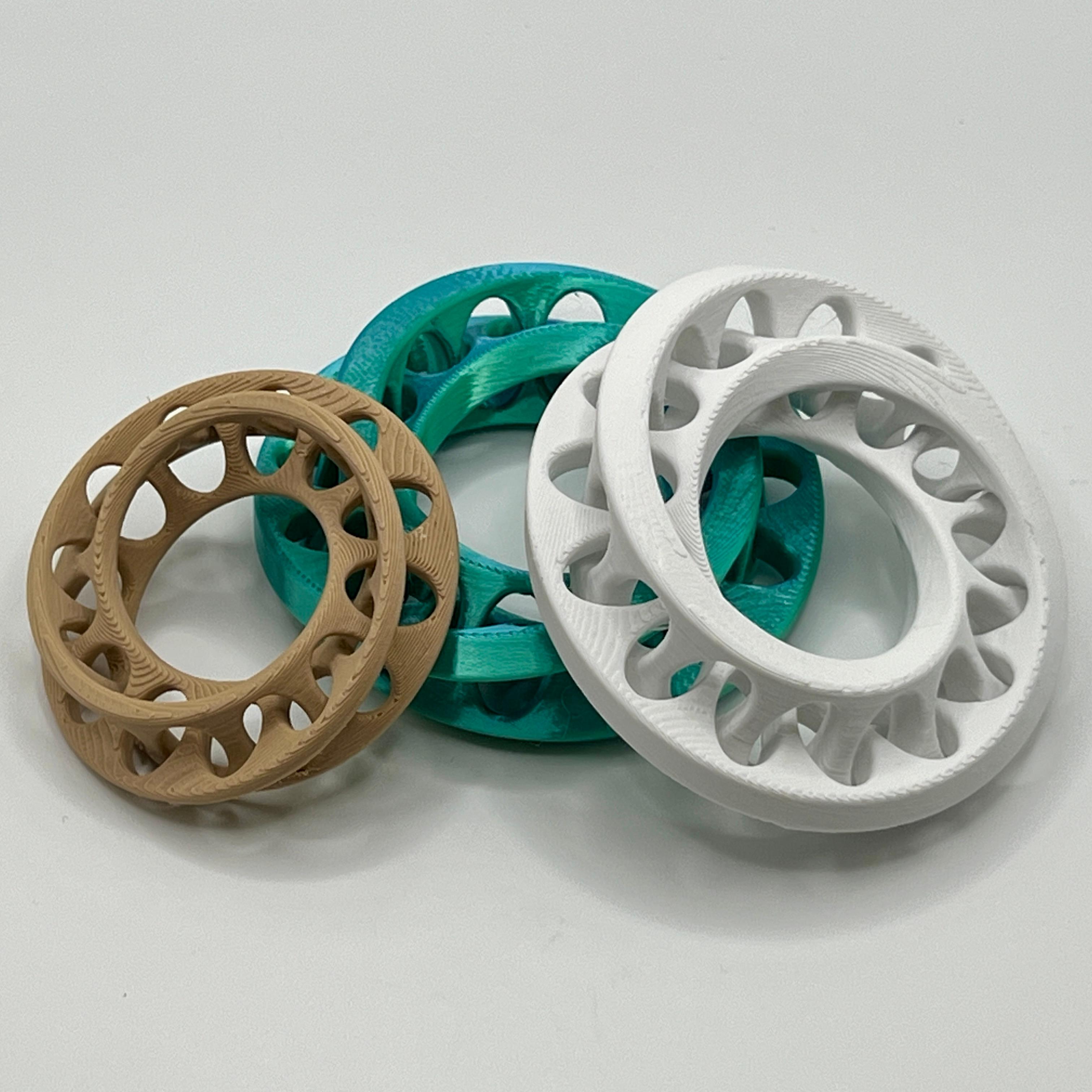 Anti Stress Fidget Interlocking Möbius Strips 3d model