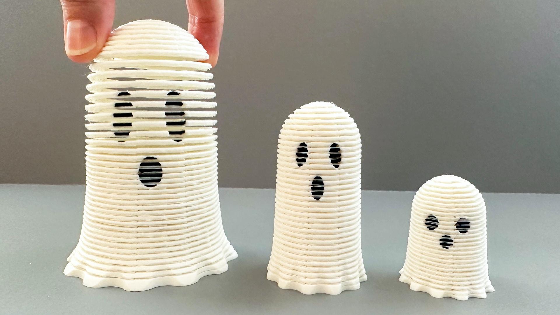 Stretchy, Slinky Ghosts (3 sizes) 3d model