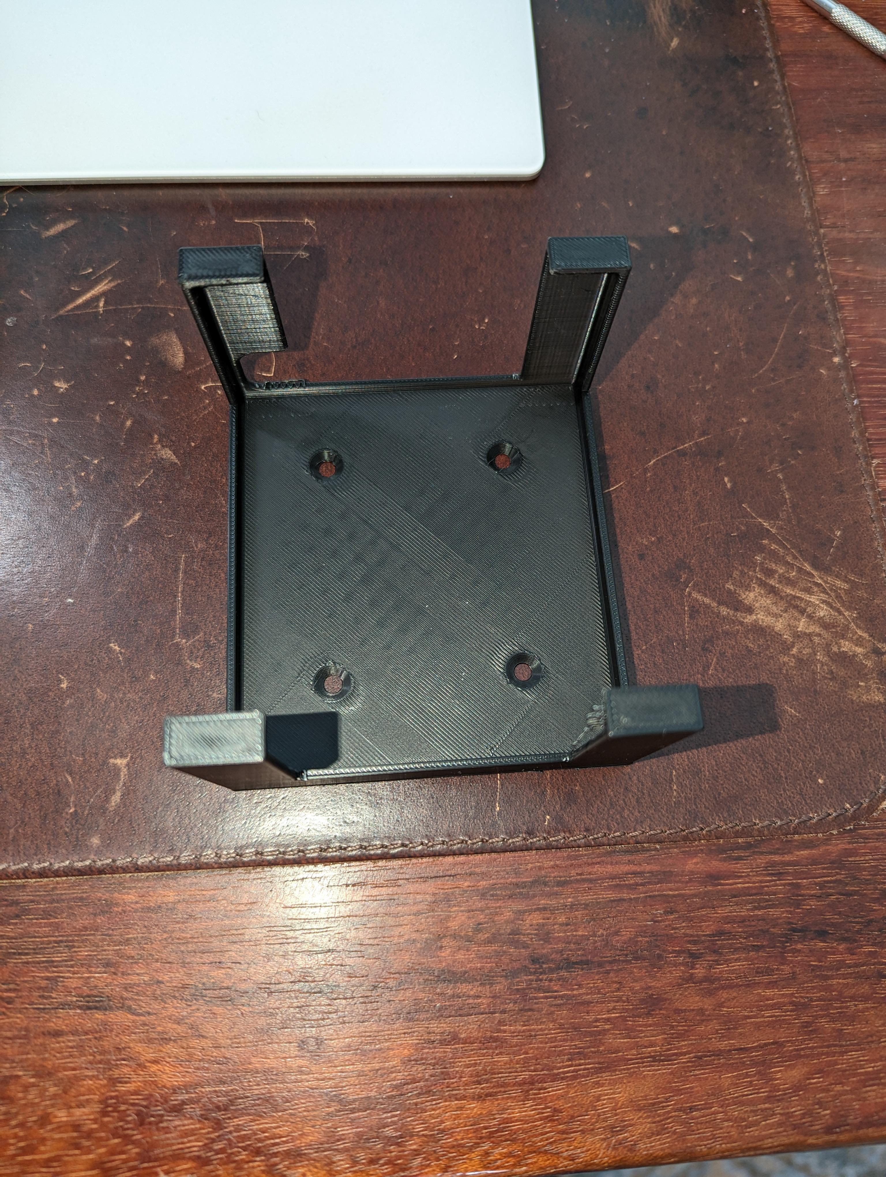 TinyPilot Raspberry Pi based KVM Wall Mount 3d model