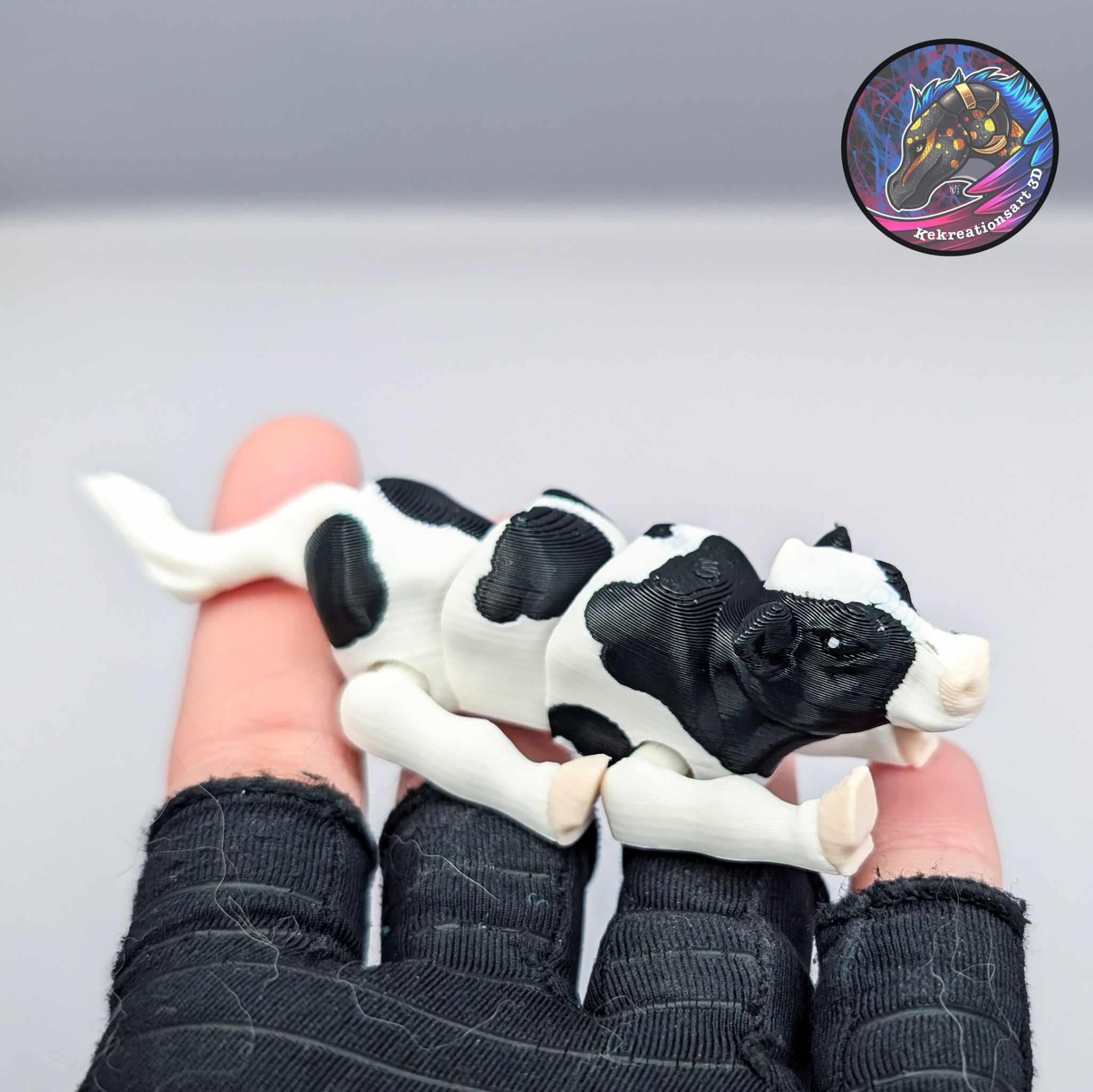 Baby Flexi Cow Keychain 3d model