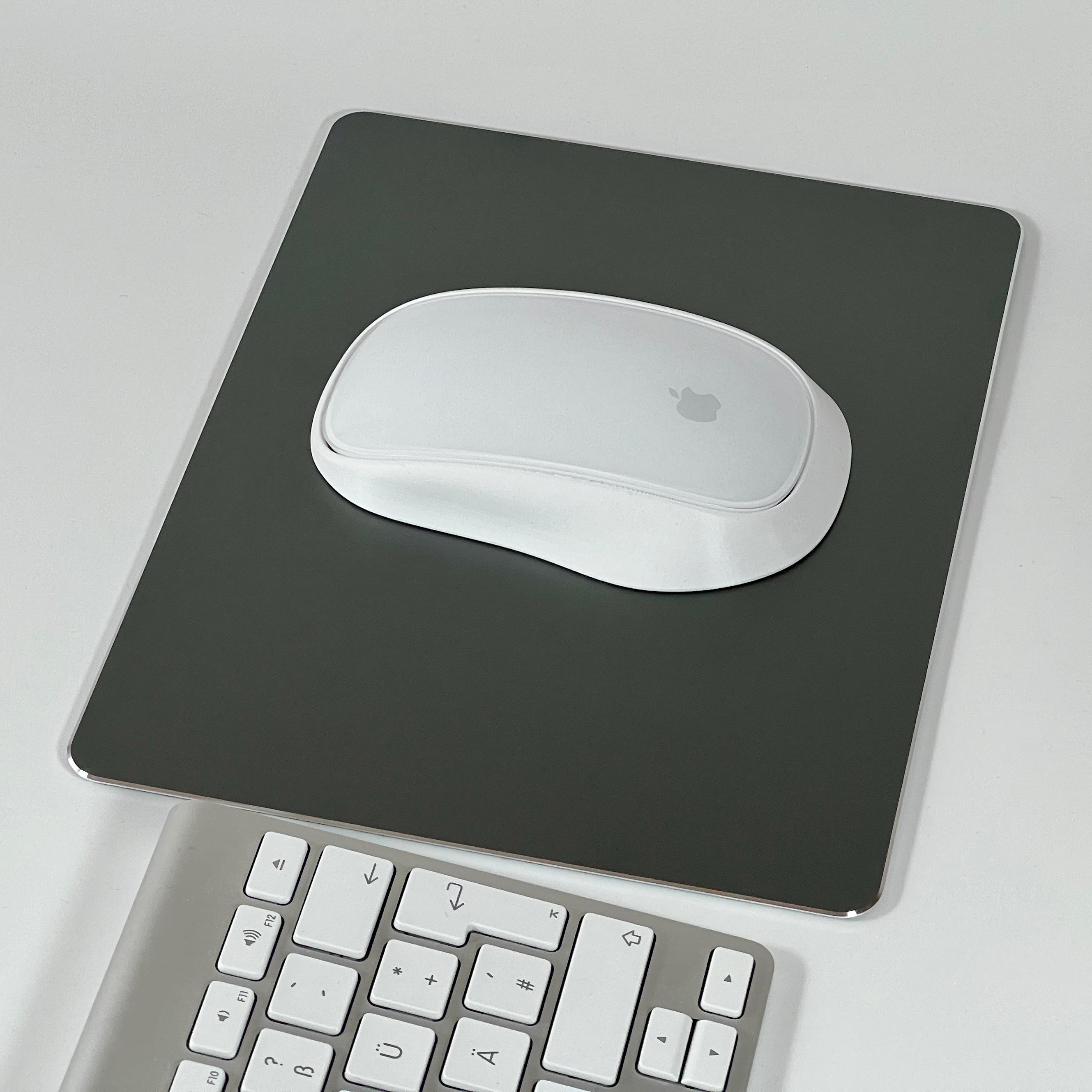 Apple Magic Mouse Ergonomic Case 3d model