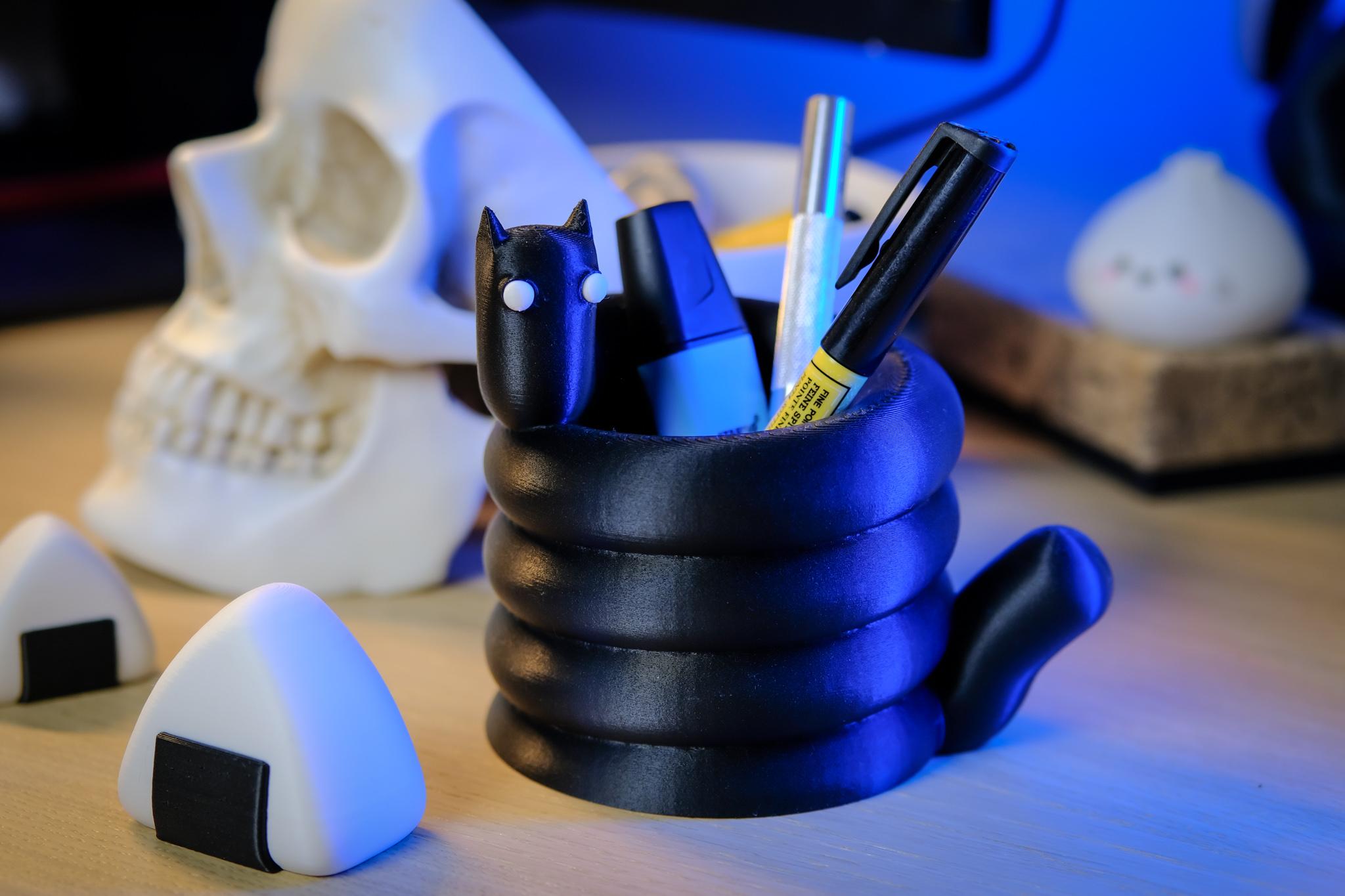 Goth Cat Desk Set Organizer - Print in Place - Holoprops 3d model