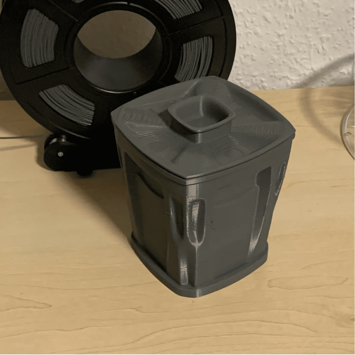 Trash Can with Lid 3d model