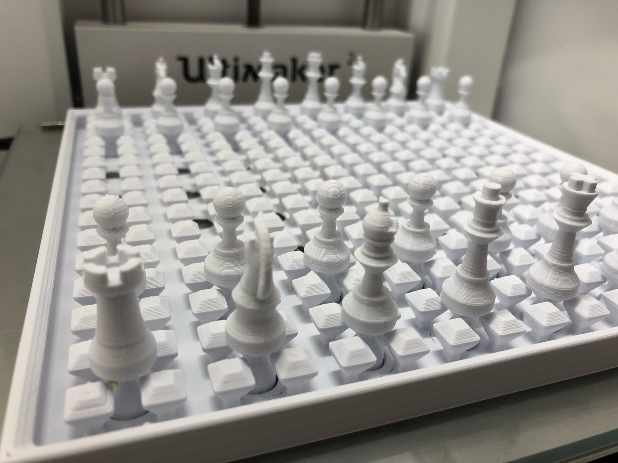 Print-in-Place Chess Set with Captive Pieces 3d model