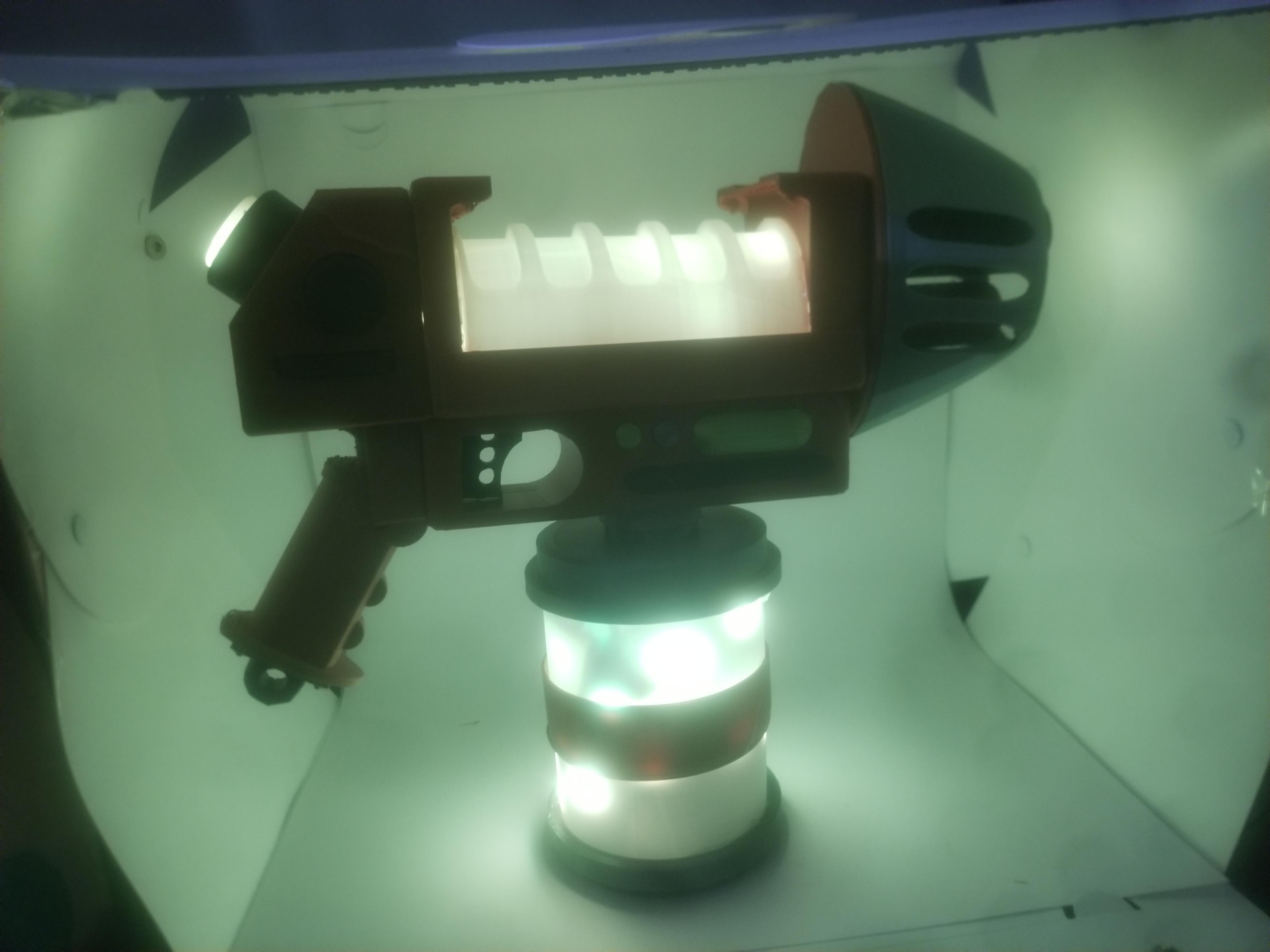 FHW: Jupiter Pattern Plasma Pistol (cosplay) 3d model