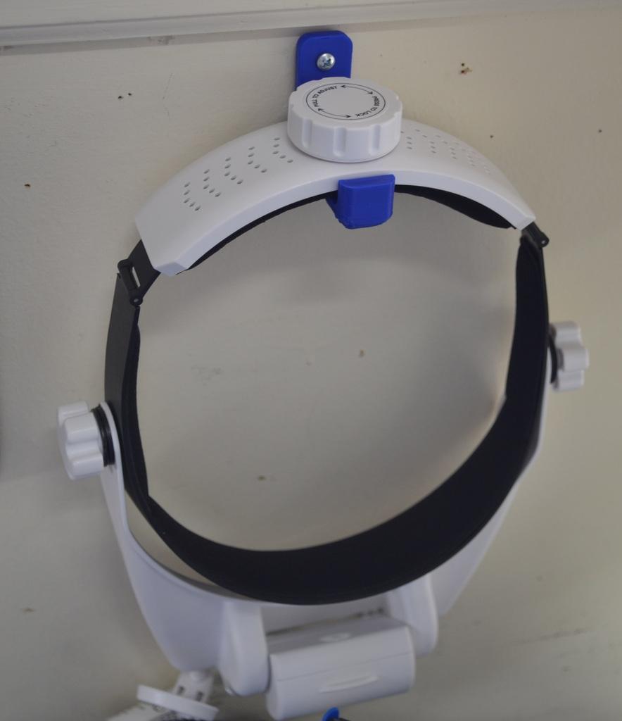 Magnifying Visor Hanger 3d model